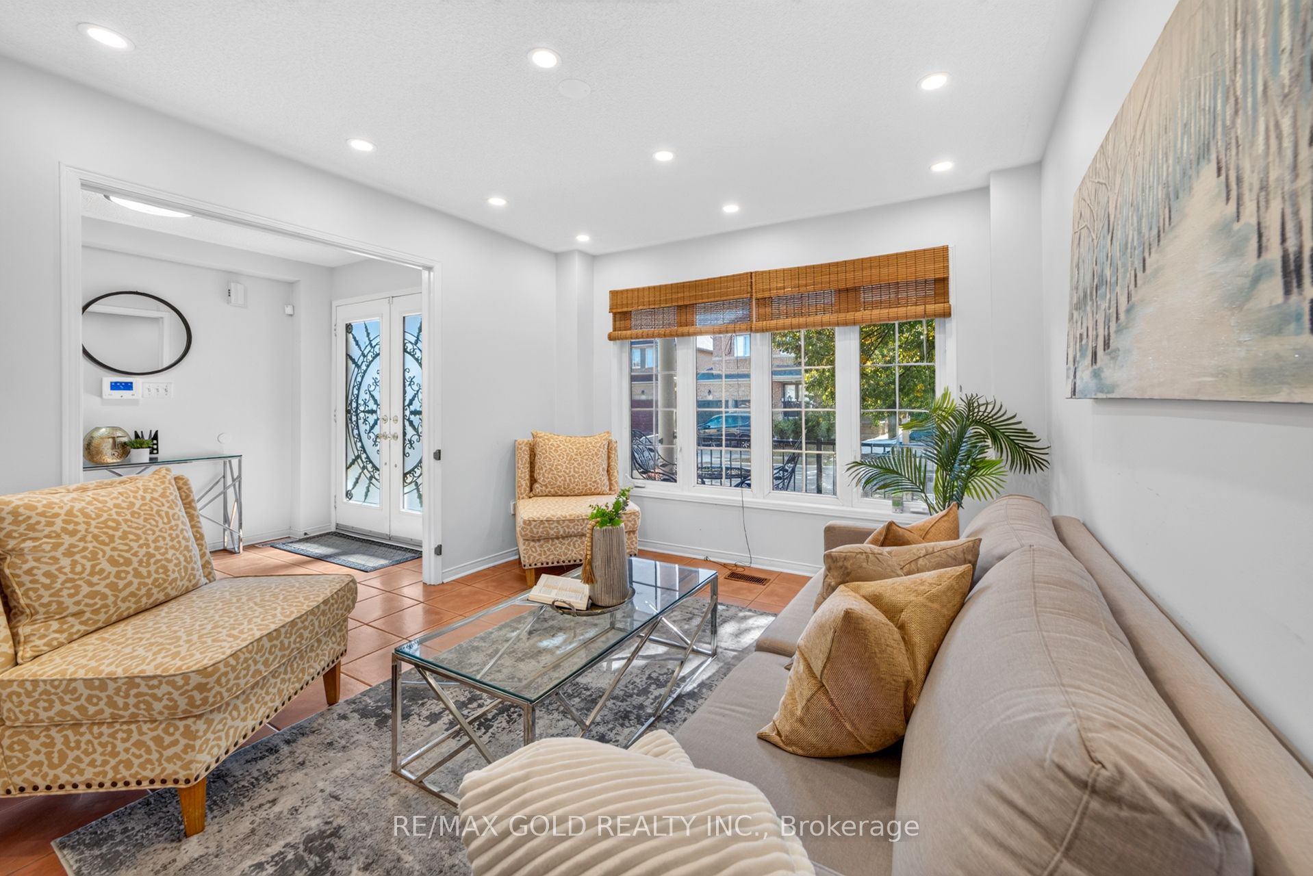 19 Briardale Road