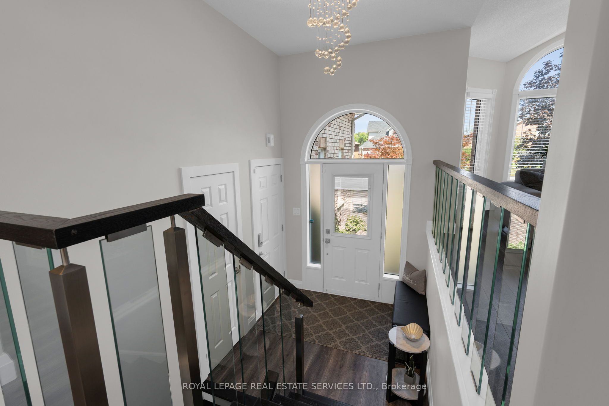 619 Glen Cedar Crescent