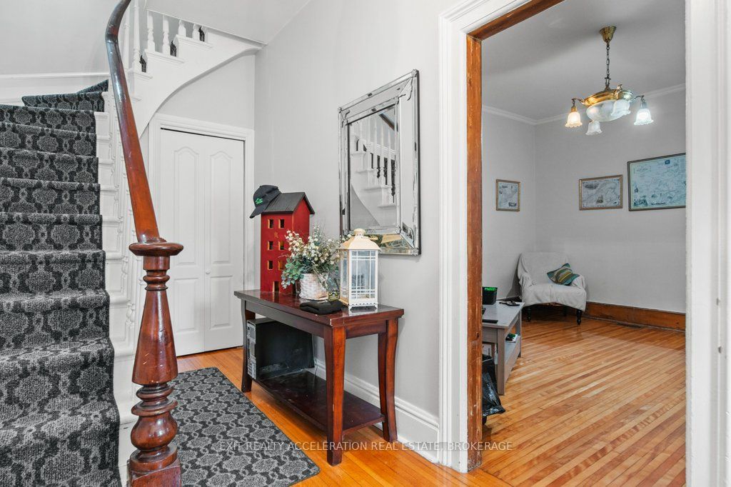 168 Richard Street