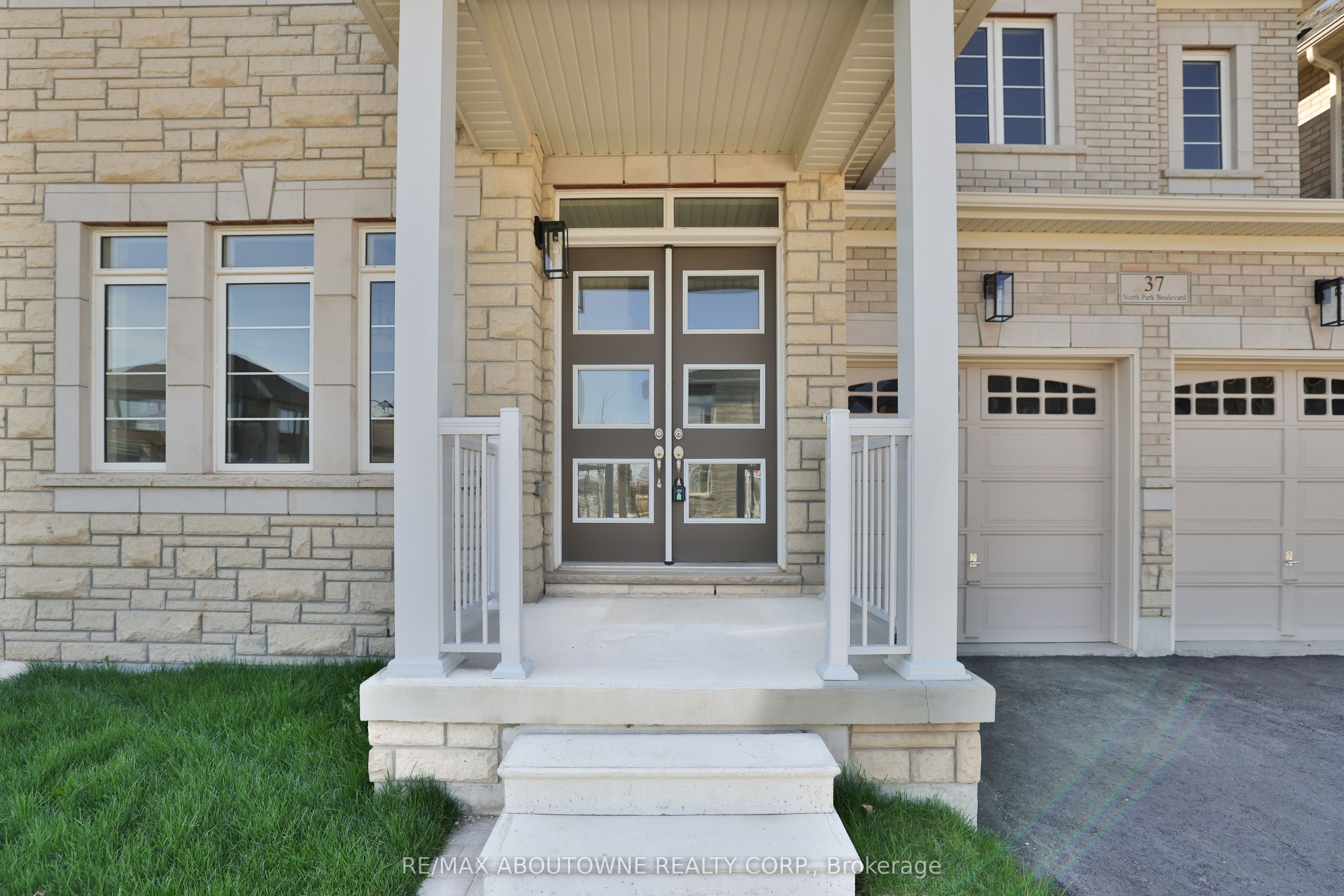 37 North Park Boulevard