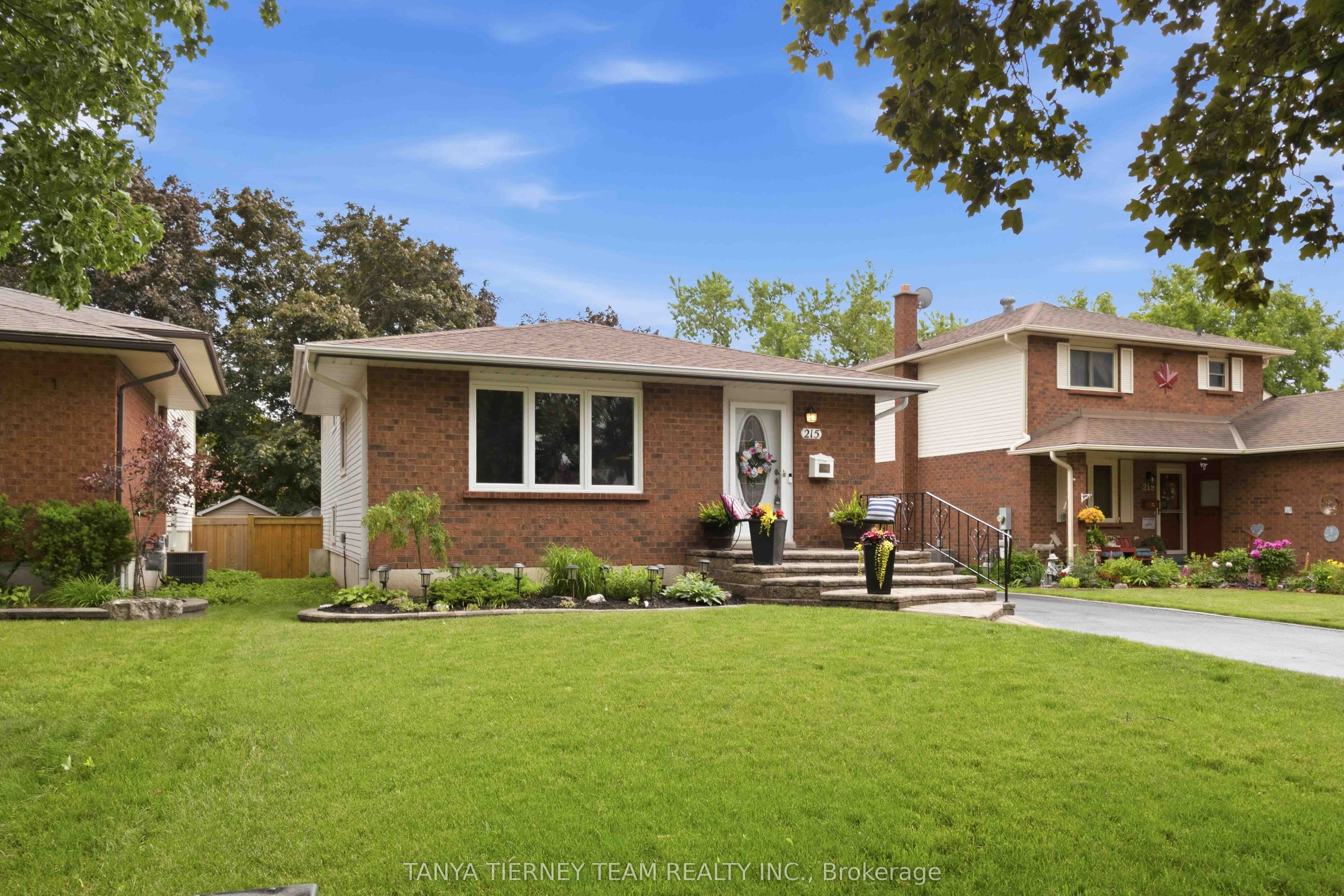 215 Seneca Avenue