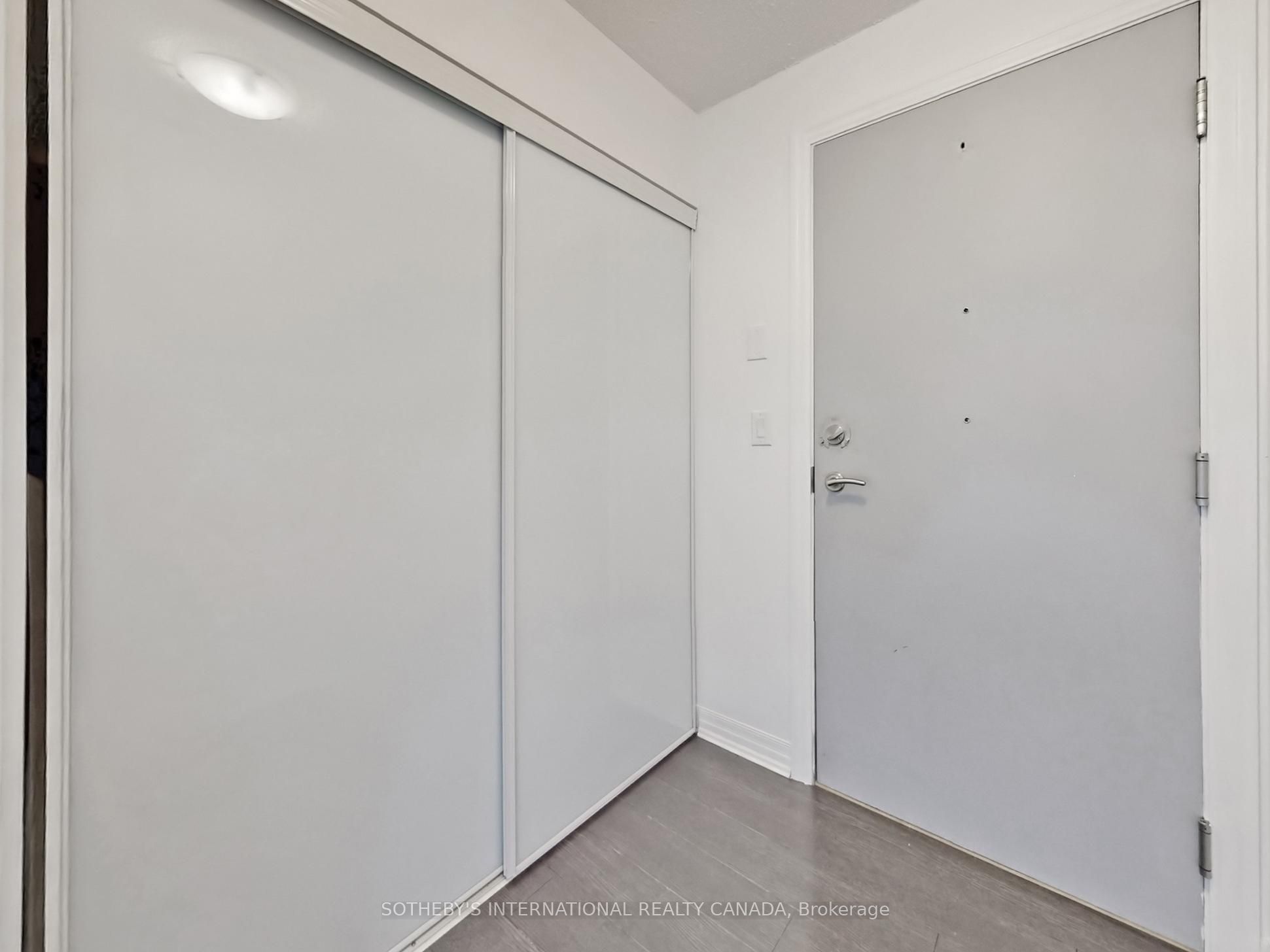 80 Esther Lorrie Drive 1018