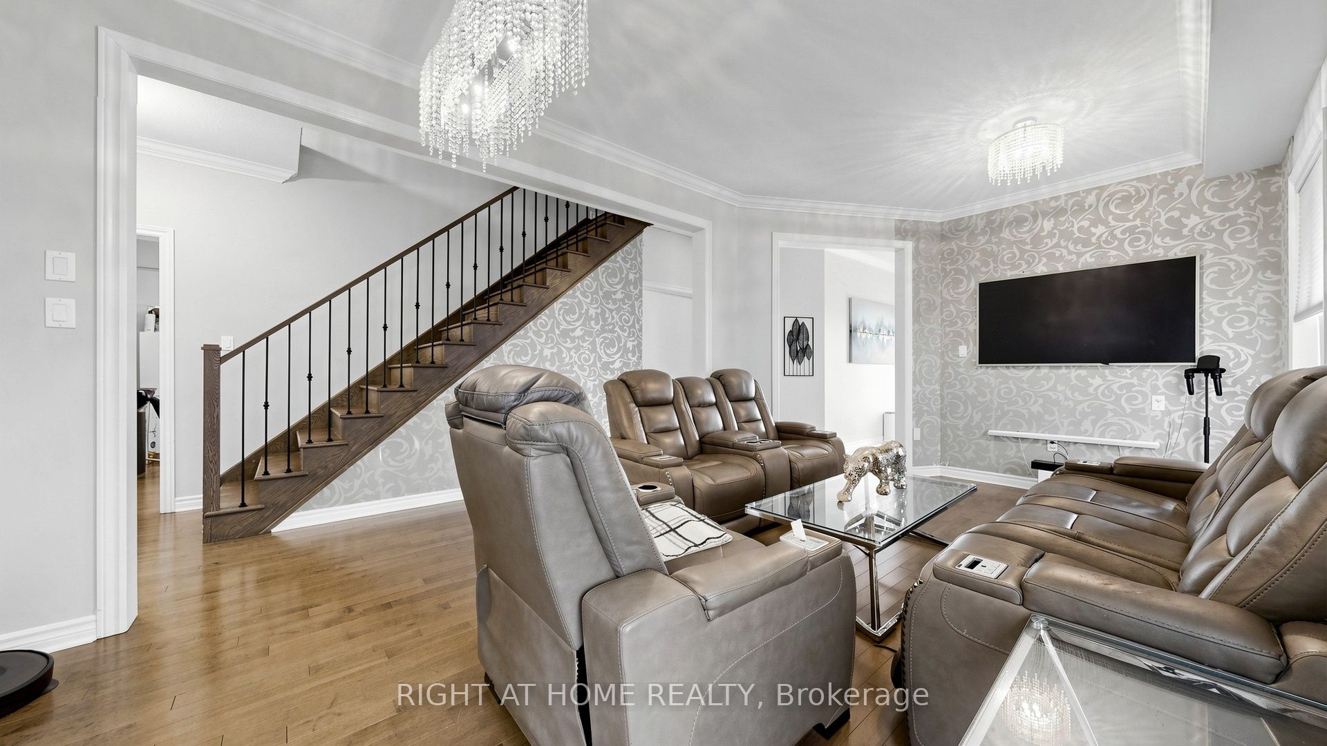 868 Wrenwood Drive