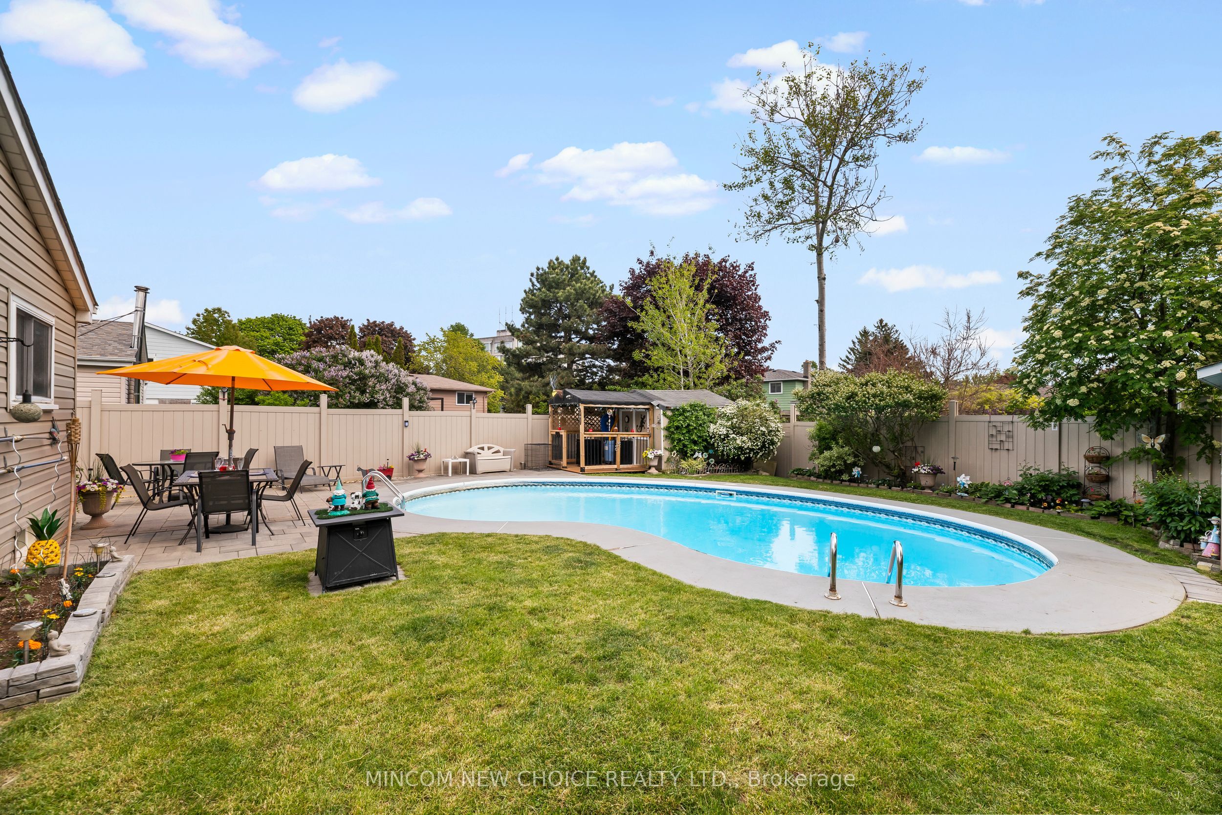 5 Bolland Crescent