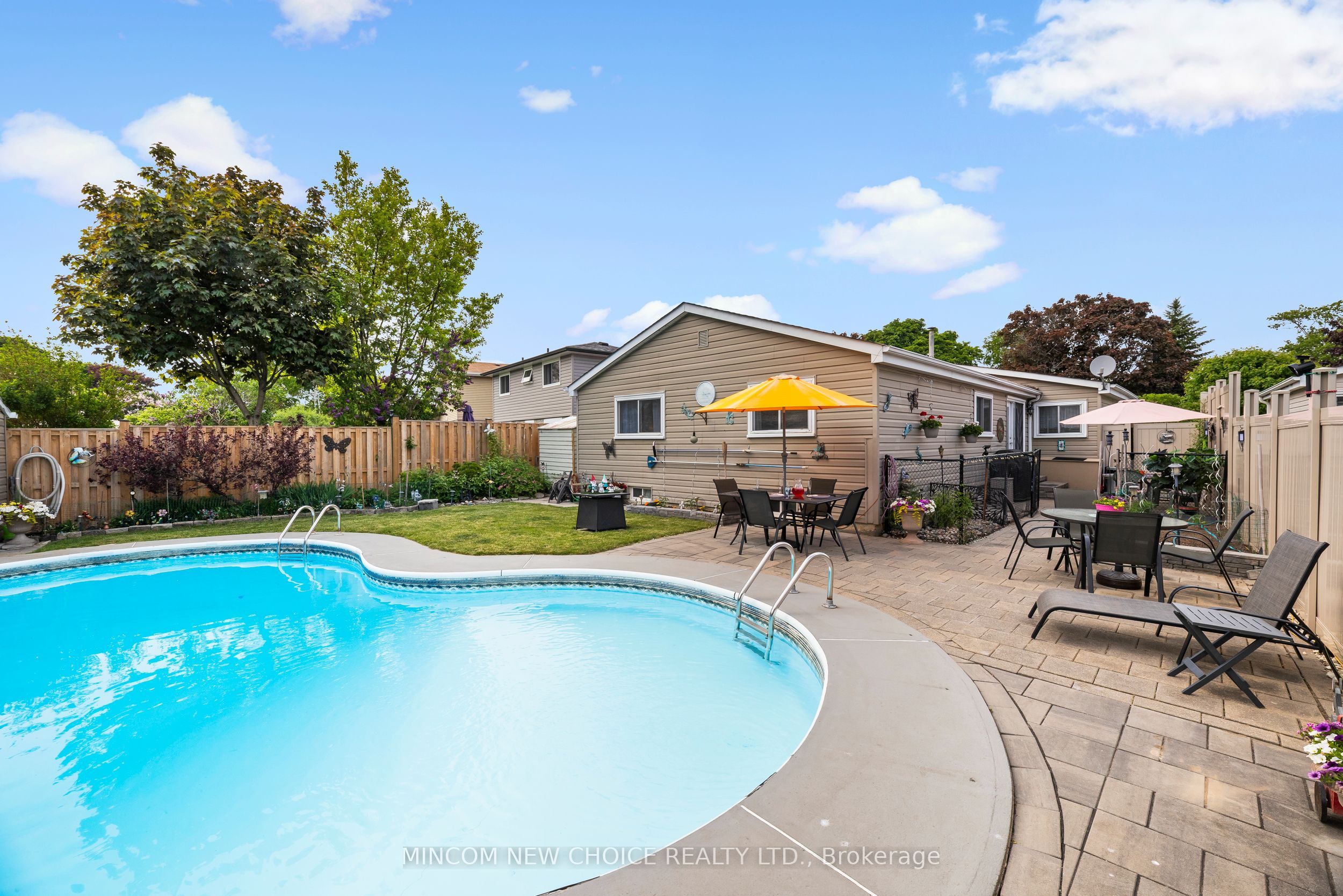 5 Bolland Crescent