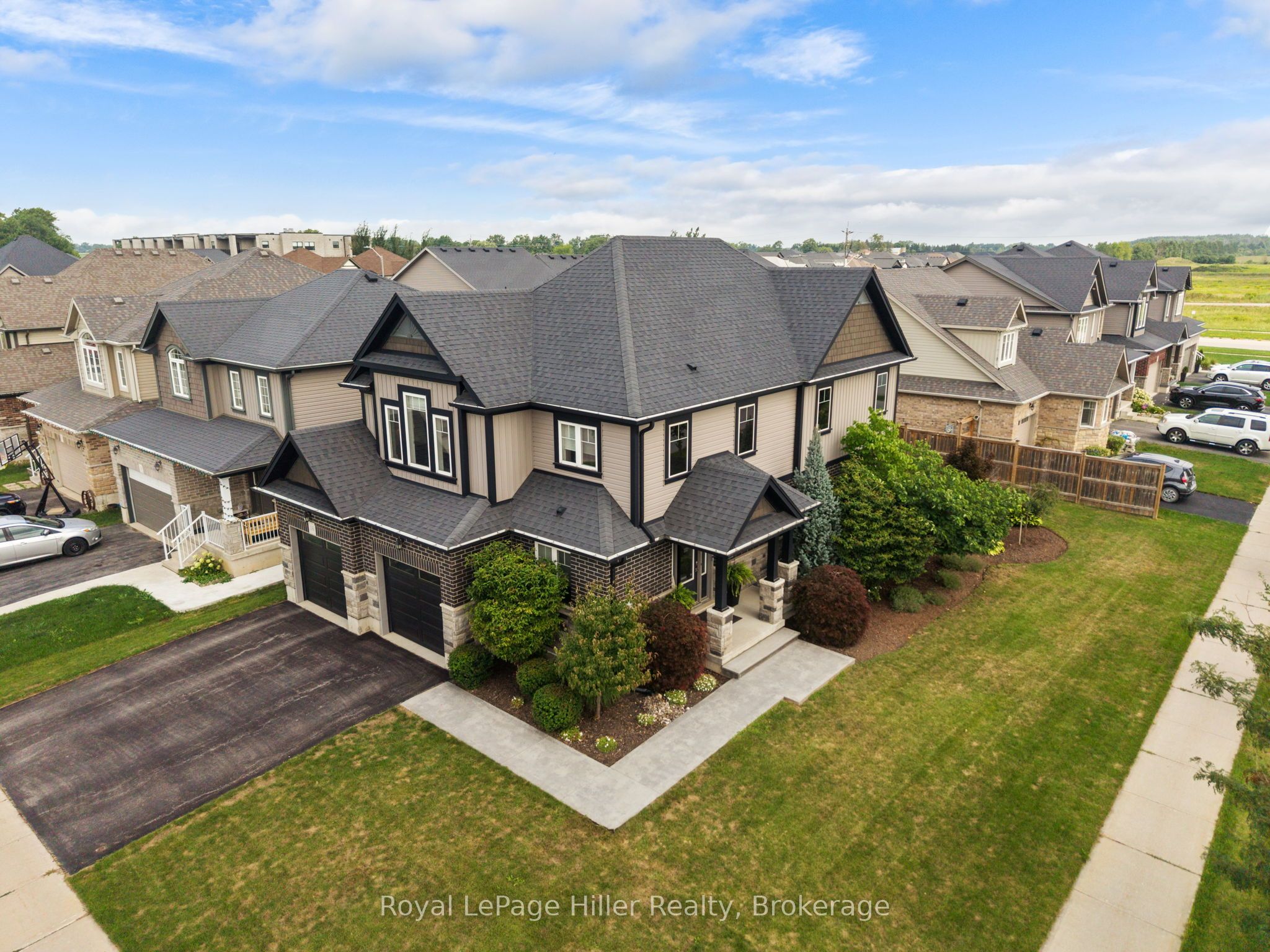 15 Robertson Drive