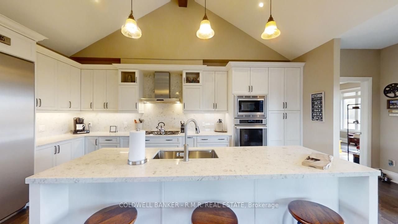 470 Blue Mountain Road