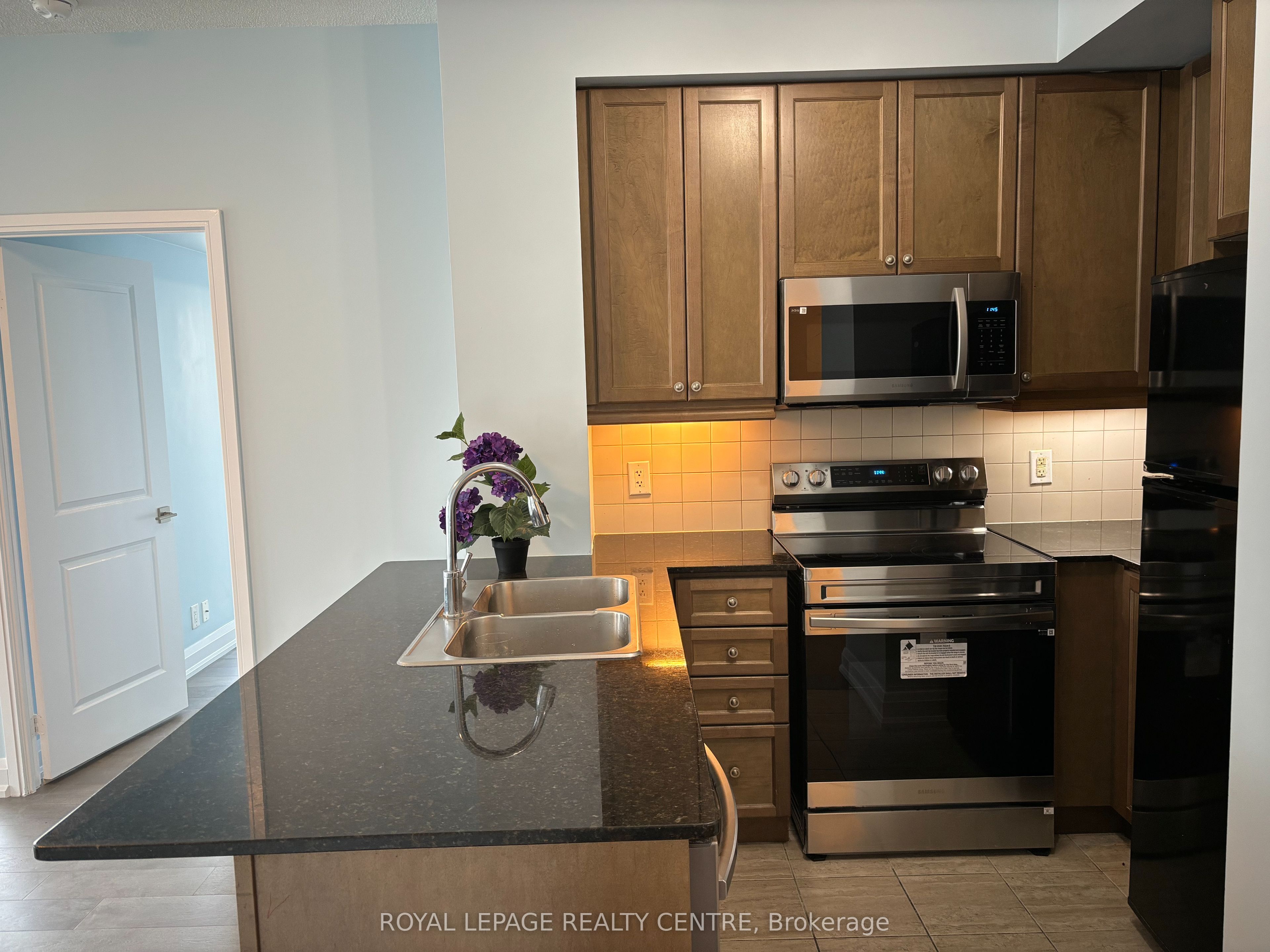 60 Absolute Avenue 1103