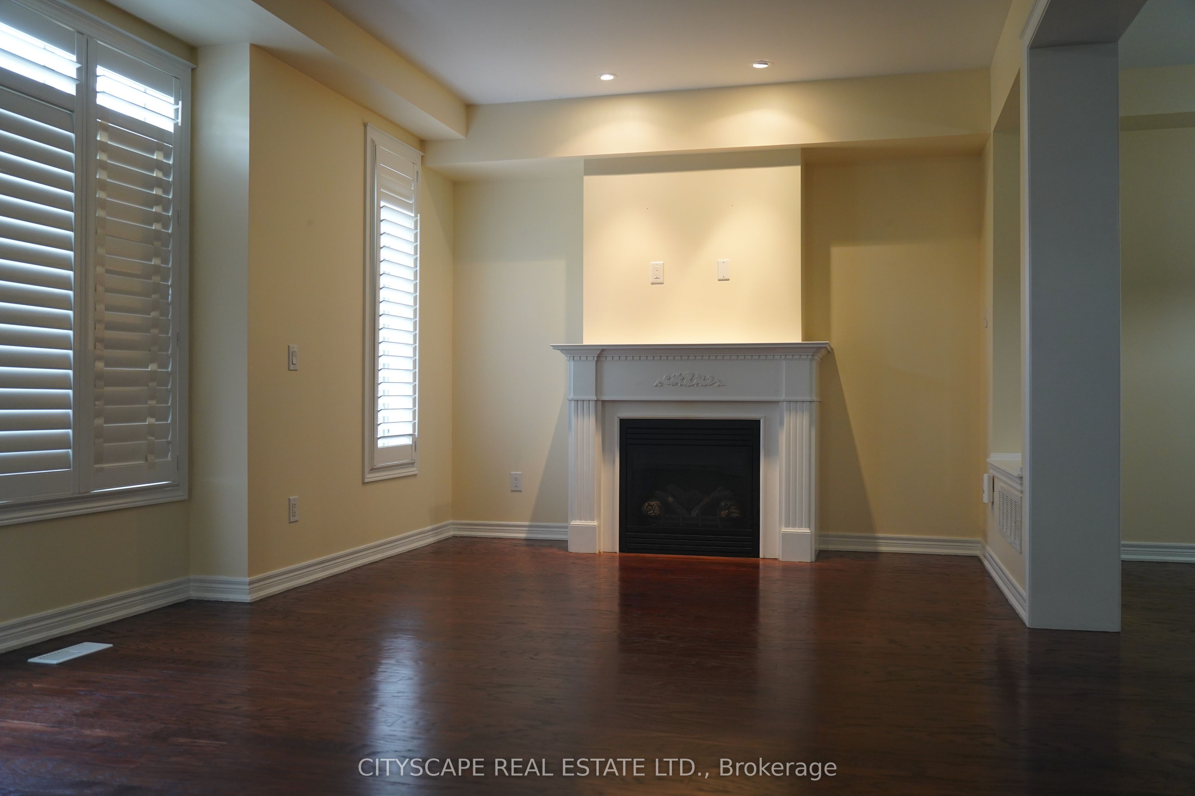 3045 Gladeside Avenue 17