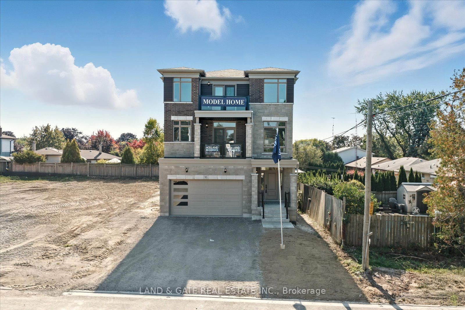 965 Queensdale Avenue