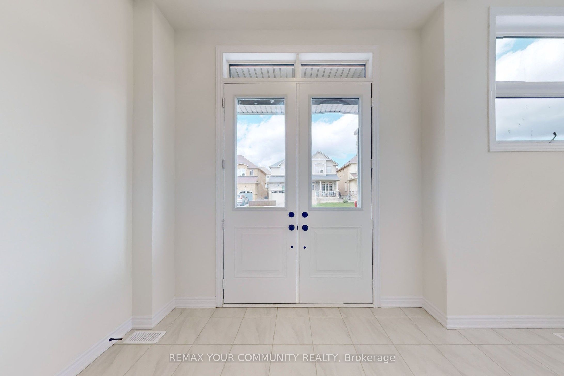 105 Halldorson Avenue