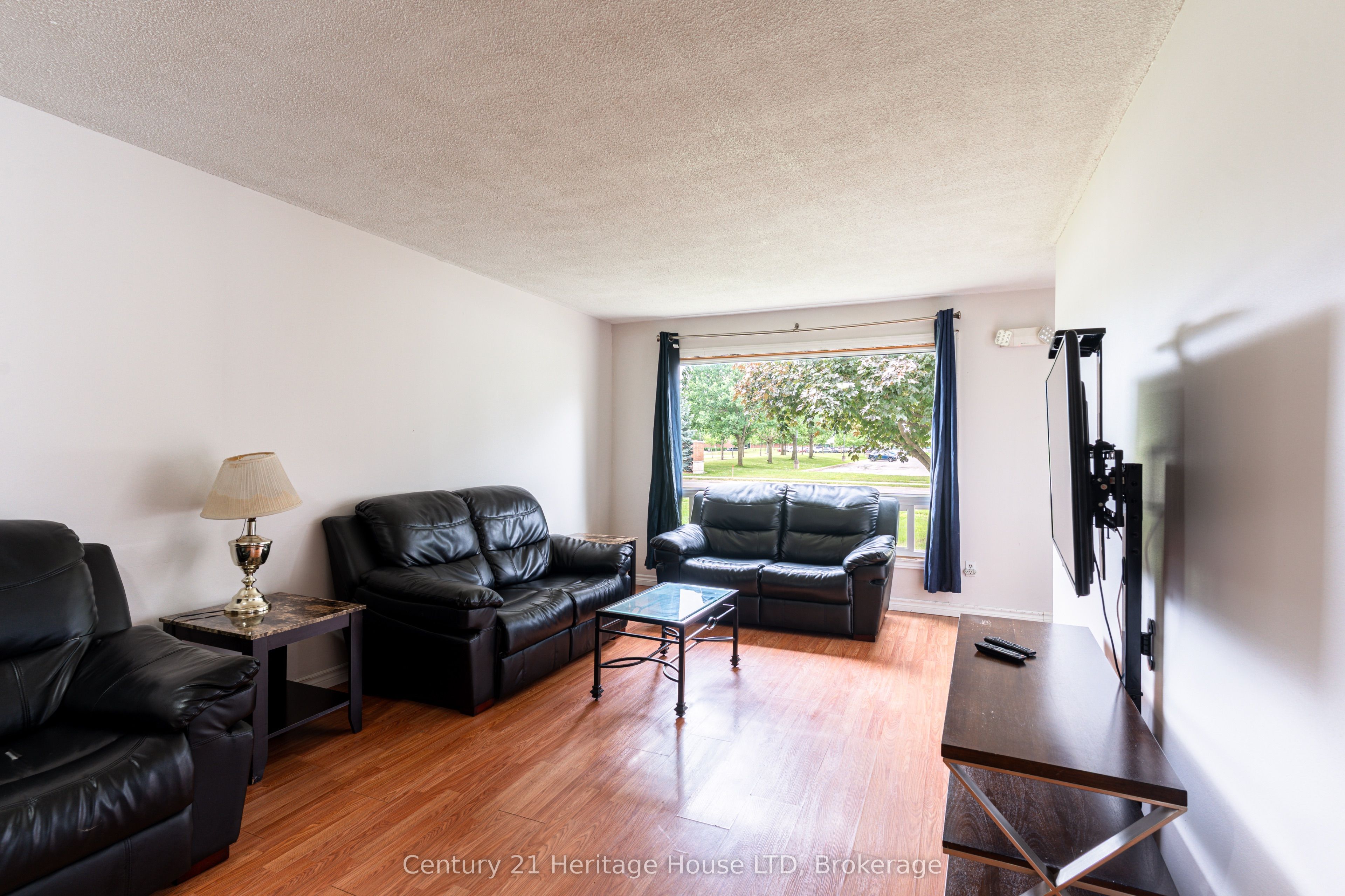 542 First Avenue N