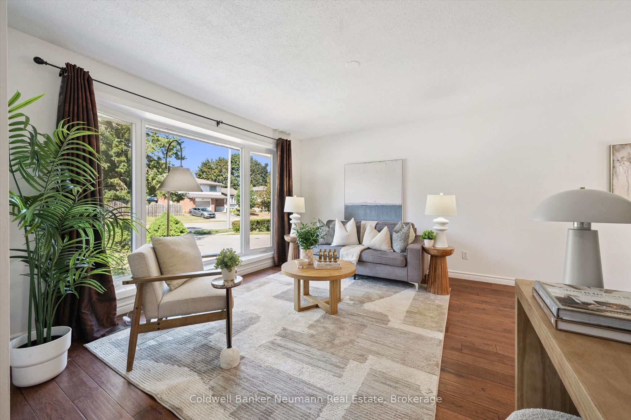 3 Meadow Crescent