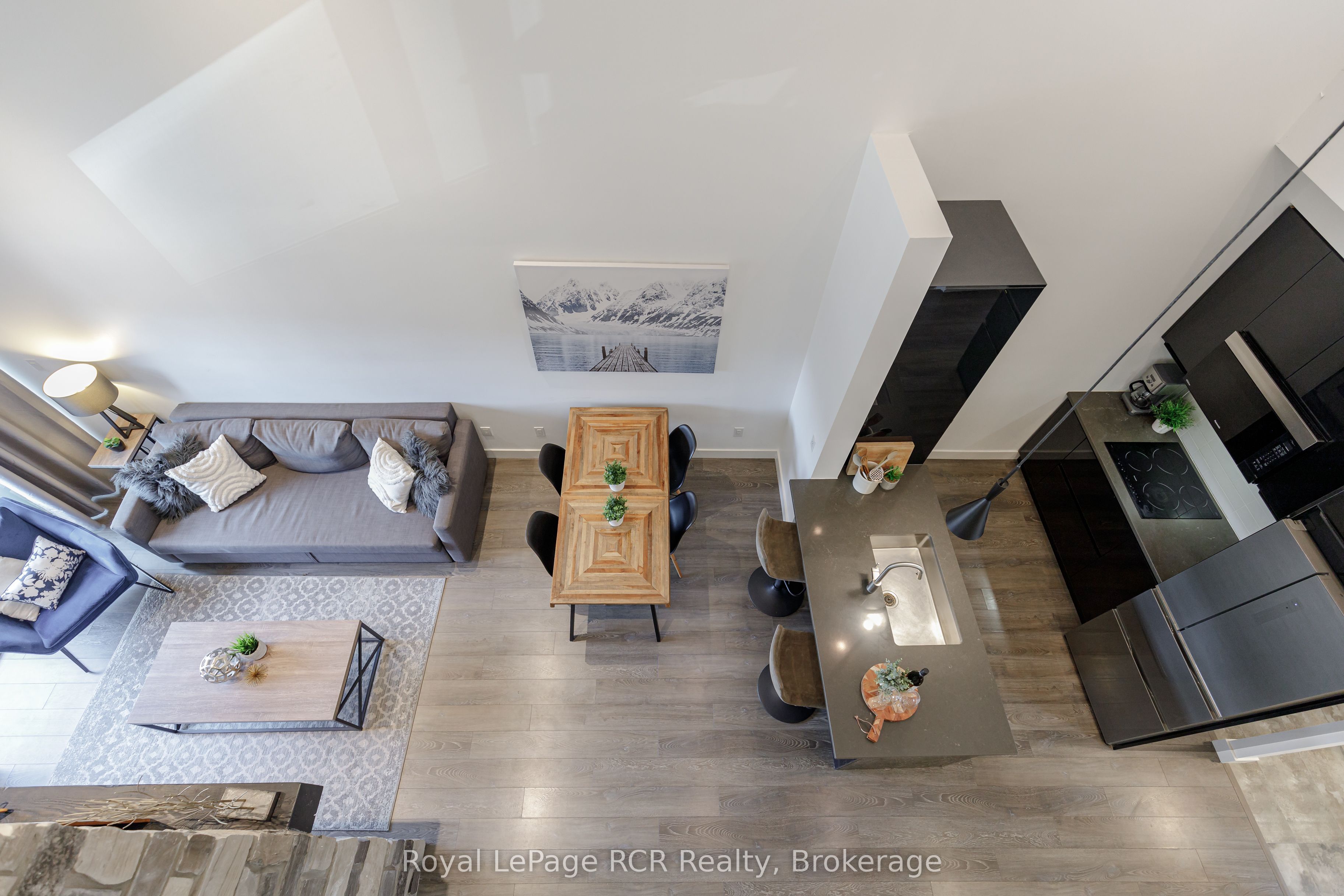 12 Beckwith Lane 305