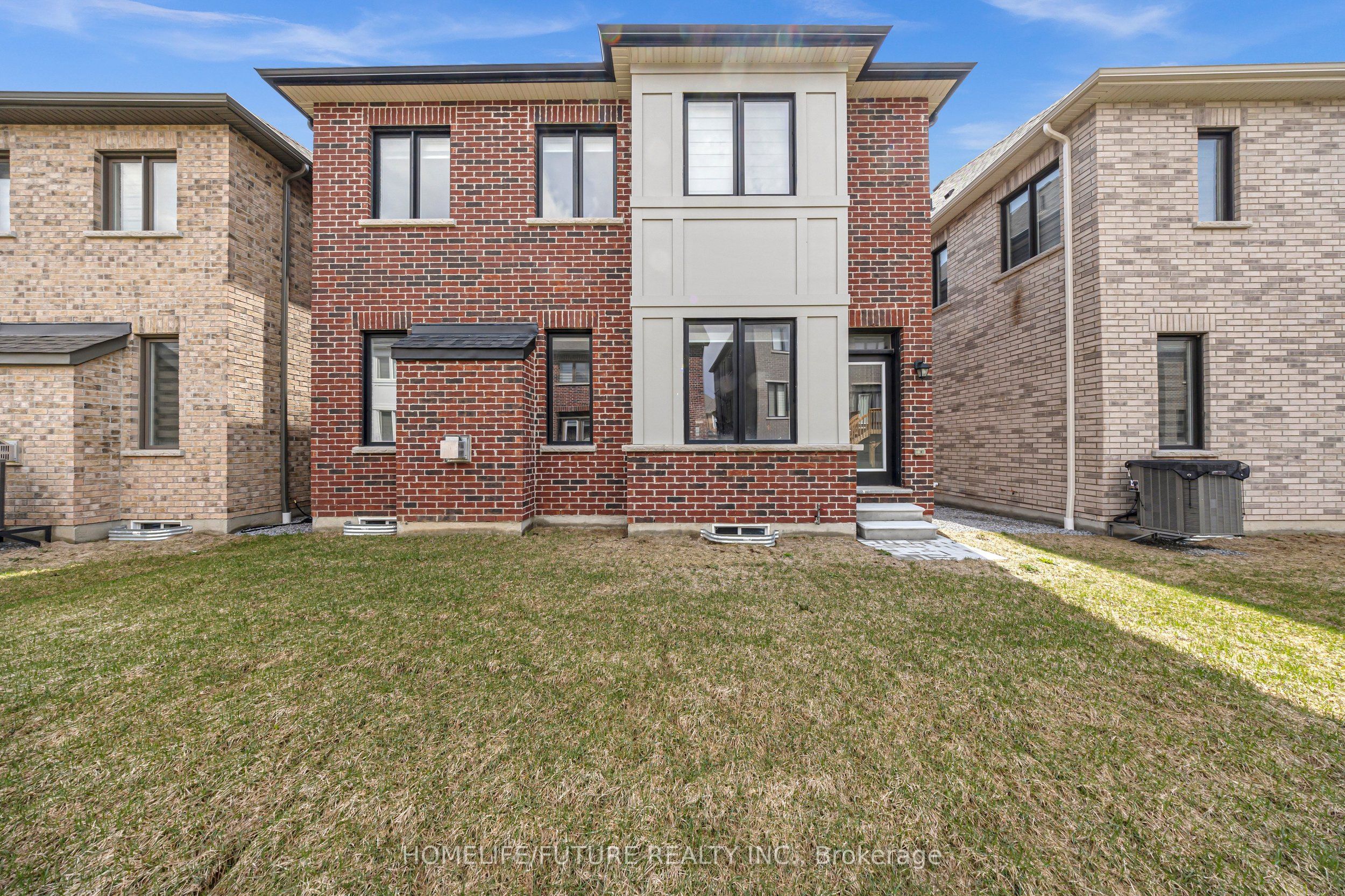 1416 Swallowtail Lane