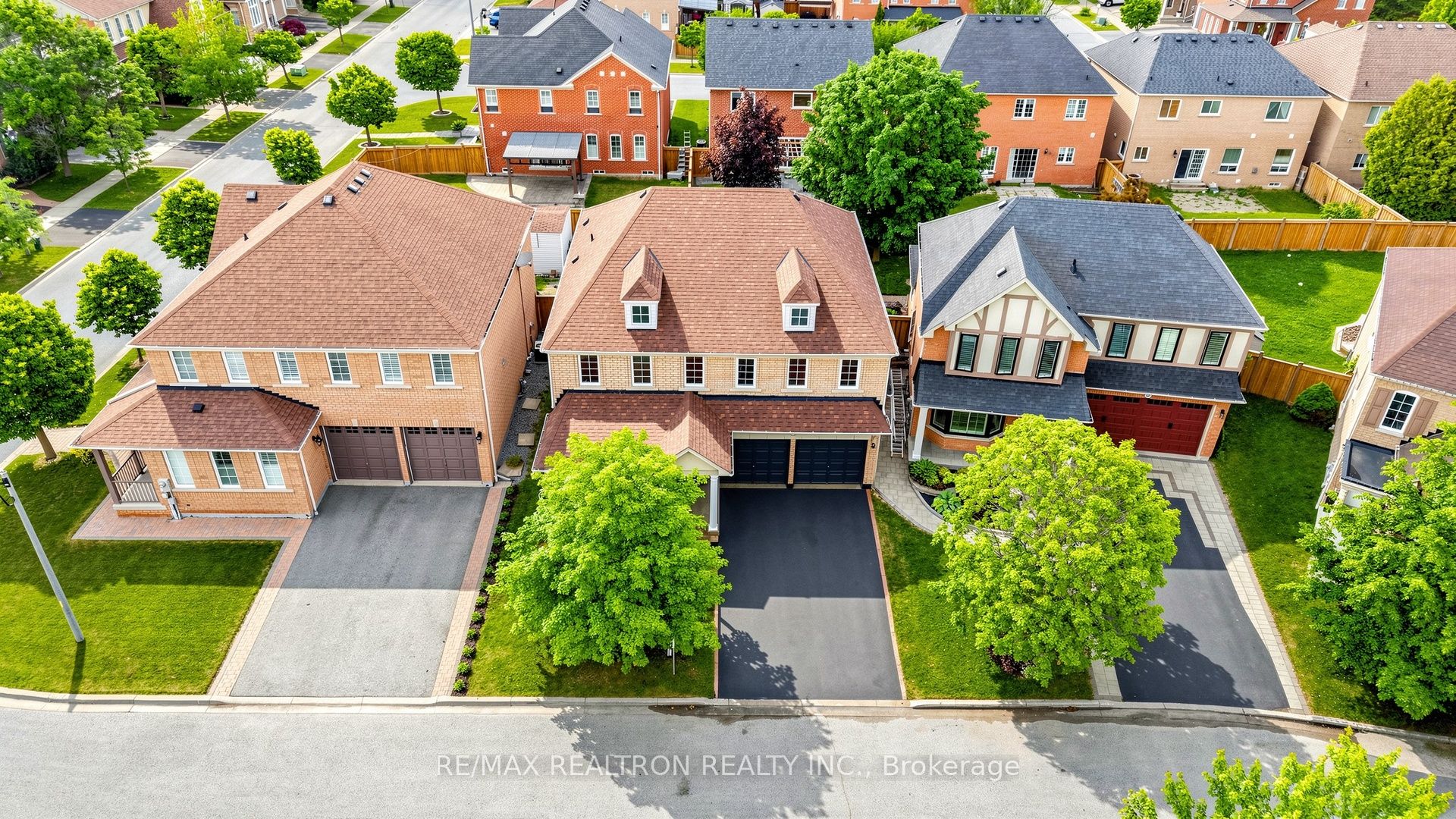58 Bradbury Crescent