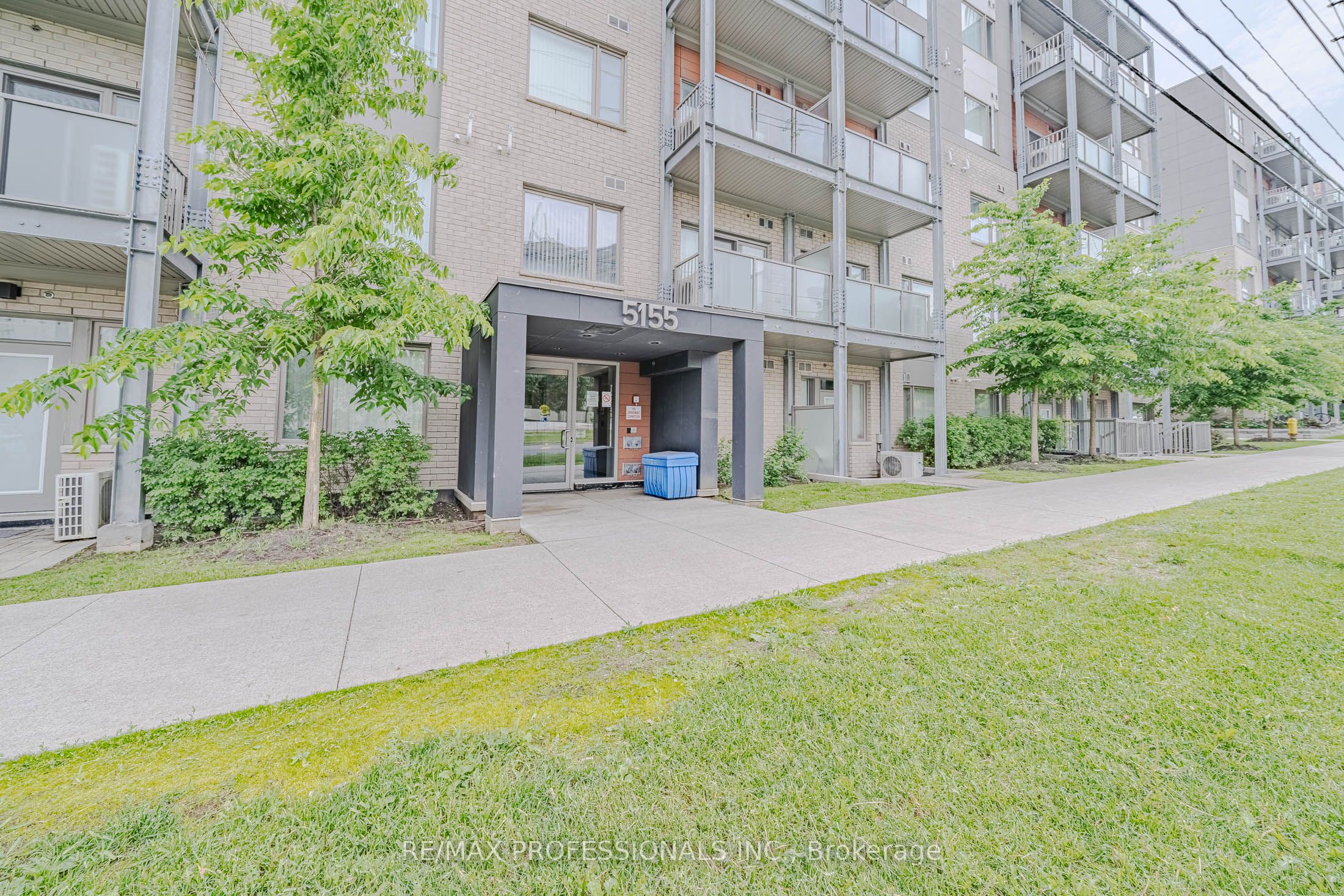 5155 Sheppard   East Avenue 401