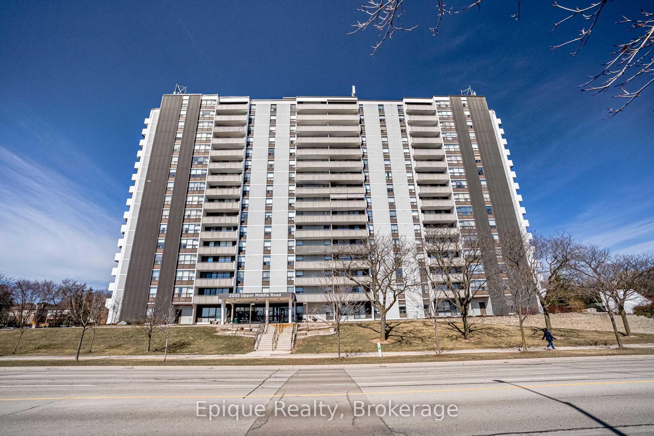 2055 UPPER MIDDLE Road 409