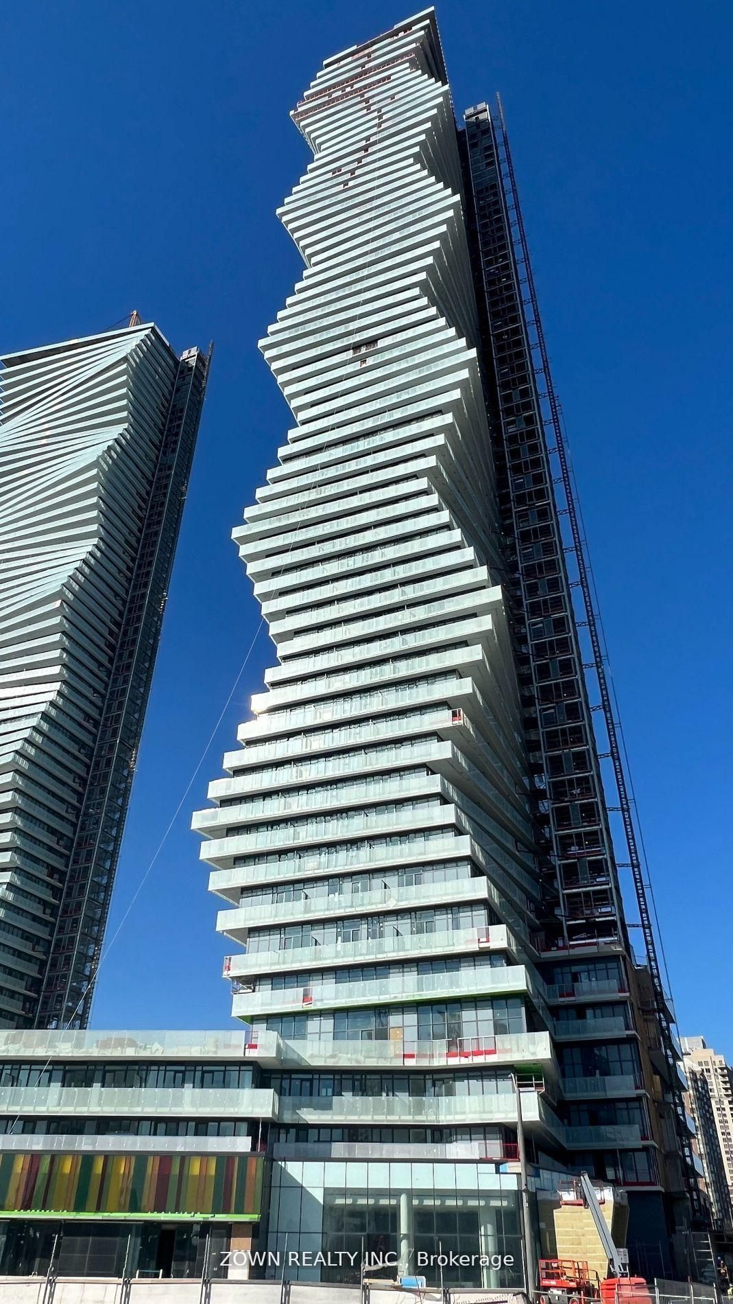 3900 Confederation Parkway 1506