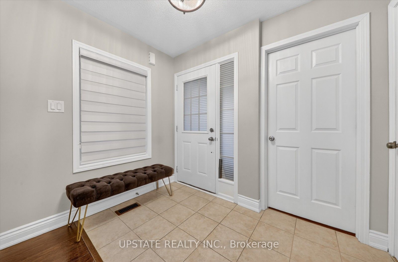 86 Sidney Rundle Avenue