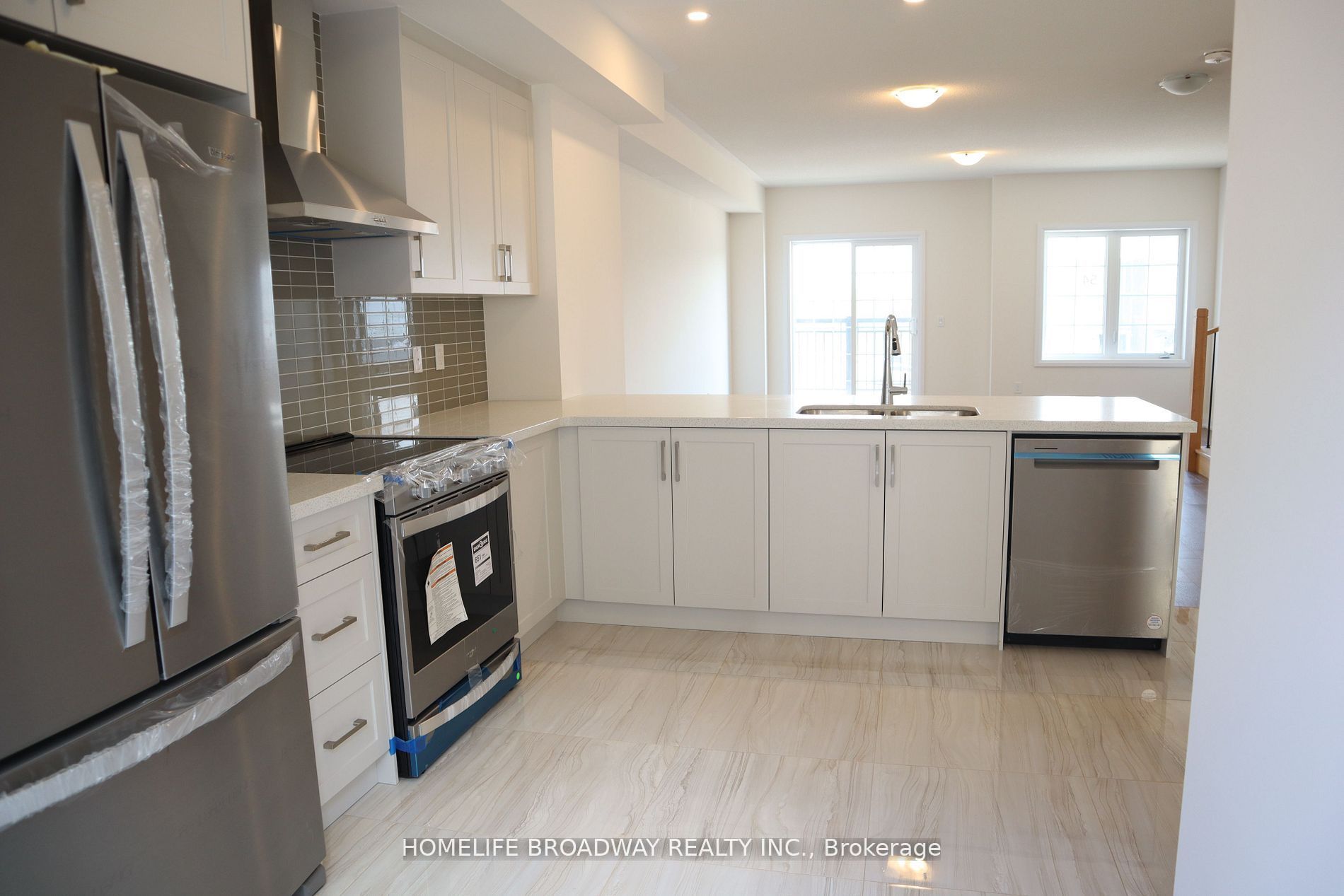 40 Clippers Crescent