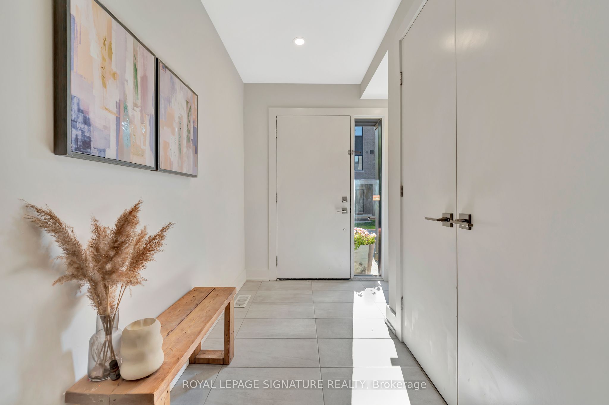 107 Concession Street 4