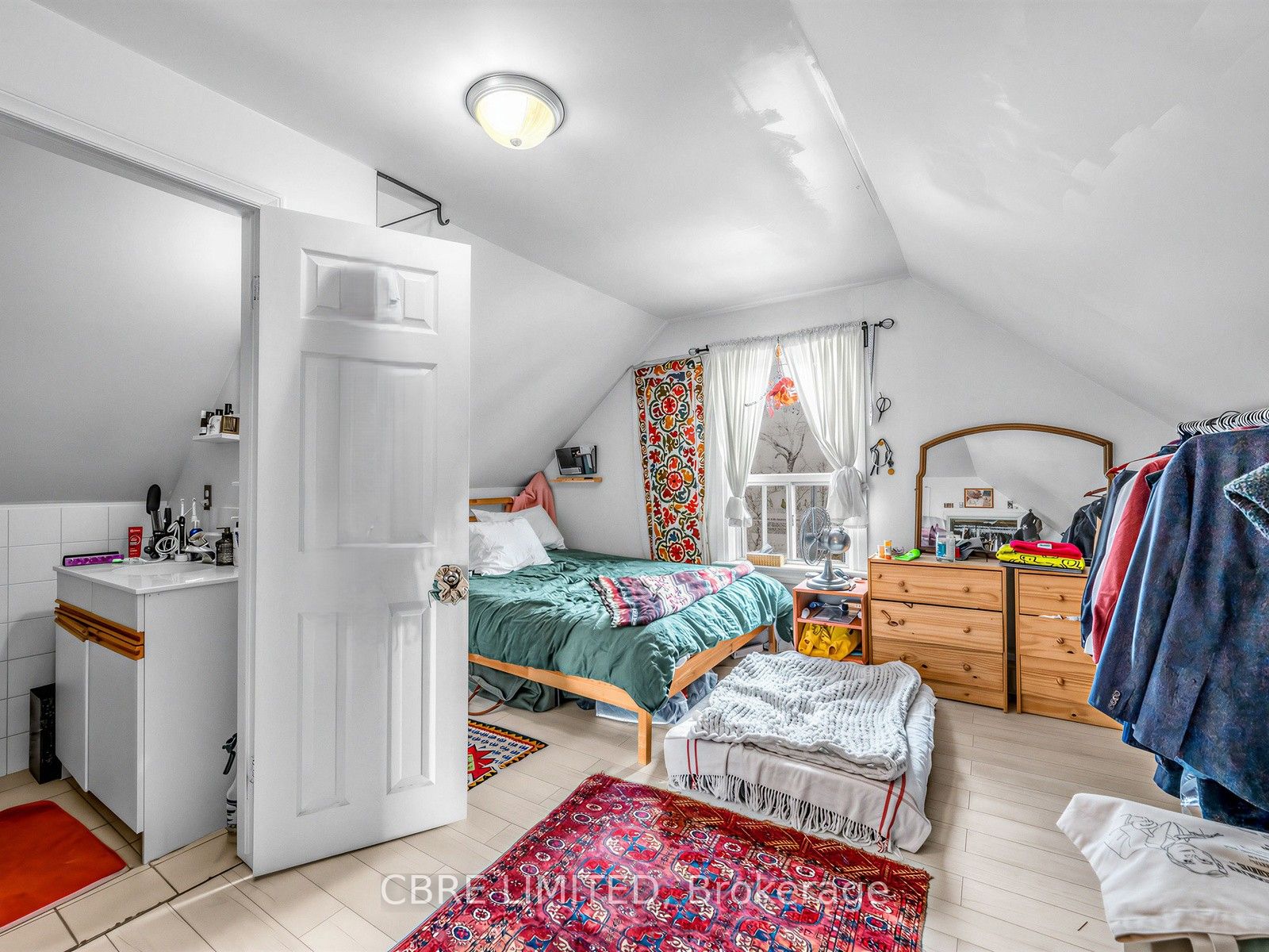 282-284 Dupont Street