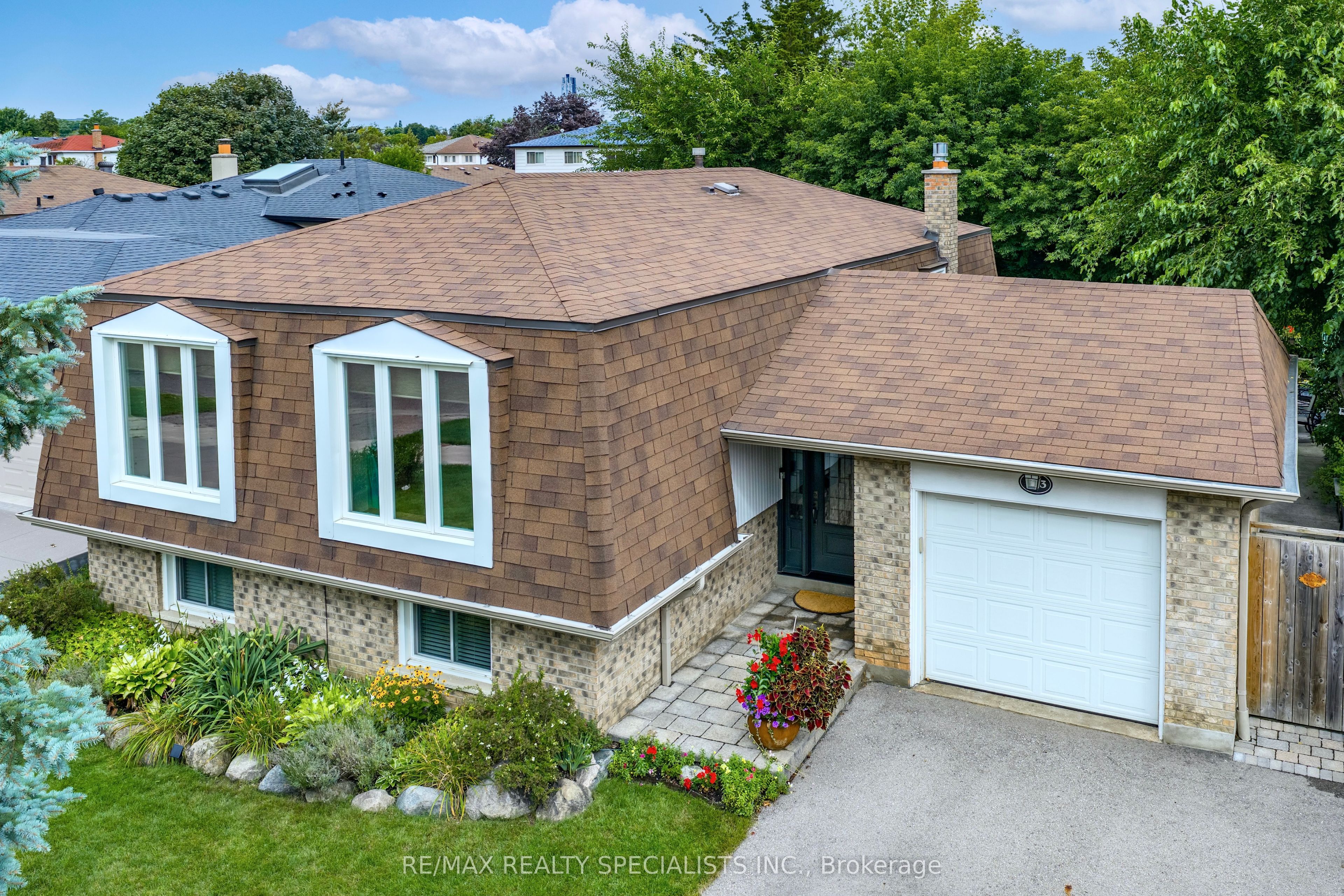 293 Louis Drive