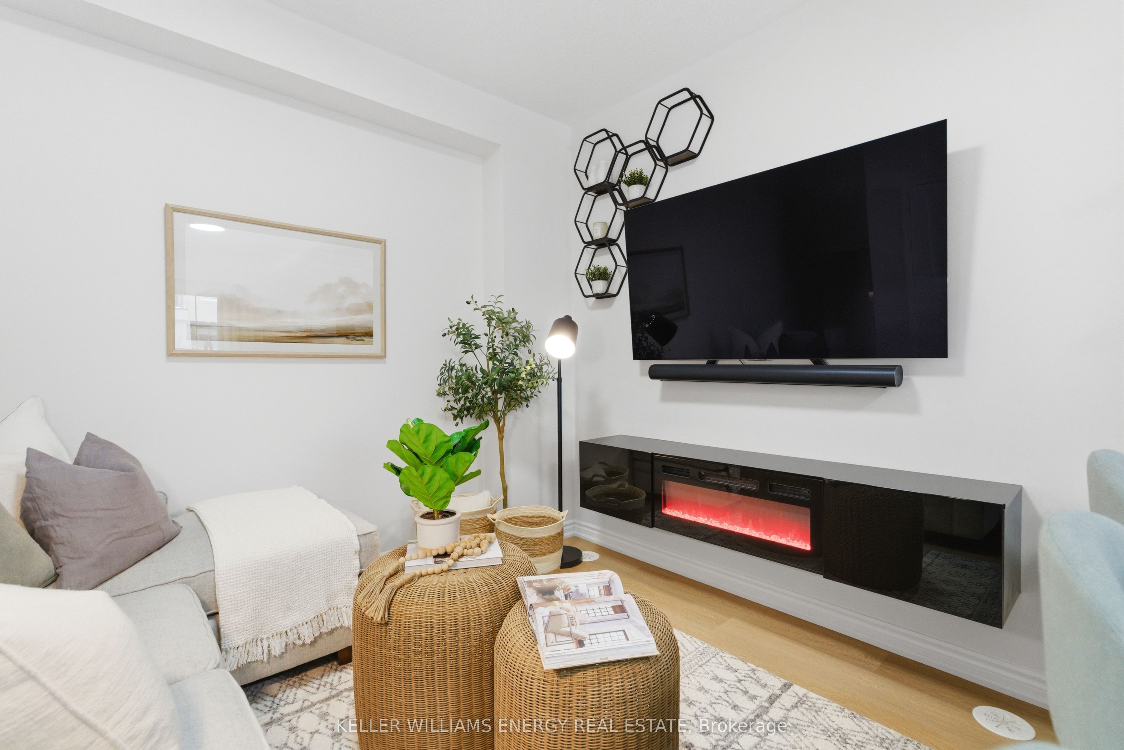 475 Beresford Path 7
