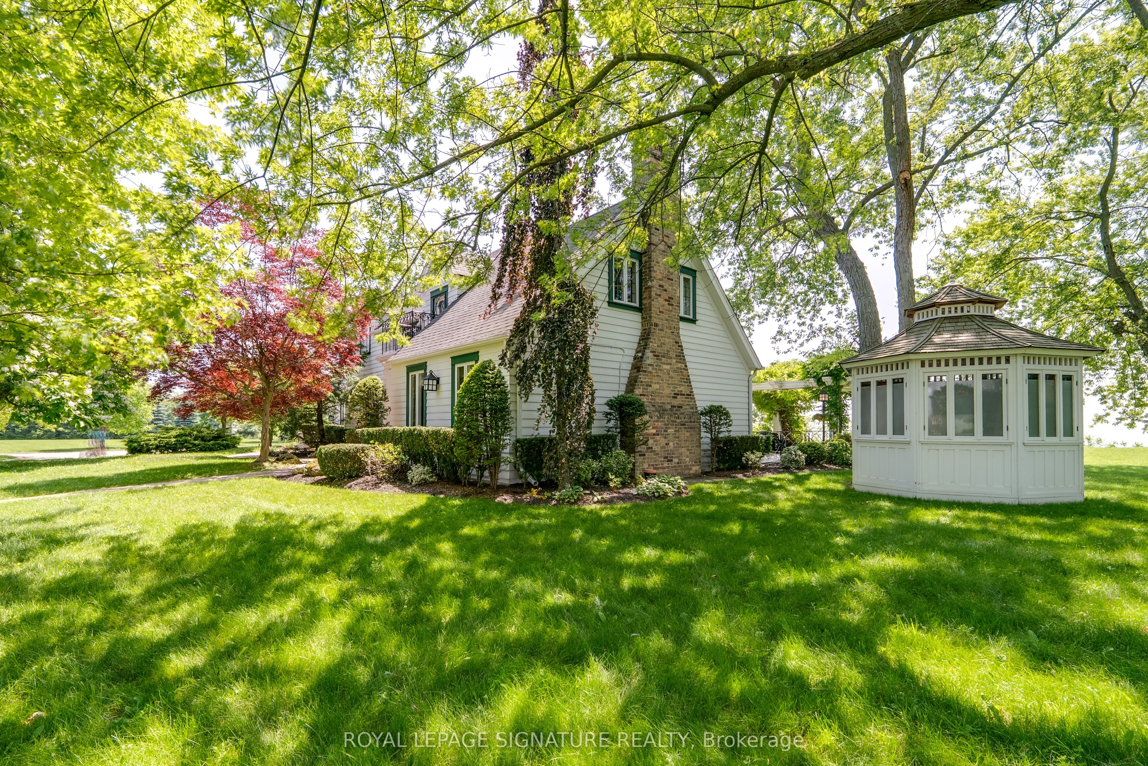 220 Greyabbey Trail