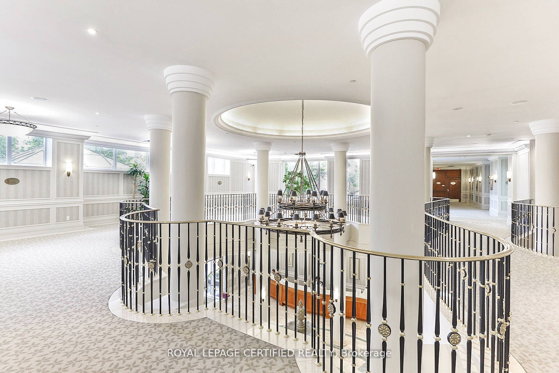 25 Kingsbridge Garden Circle PH 08