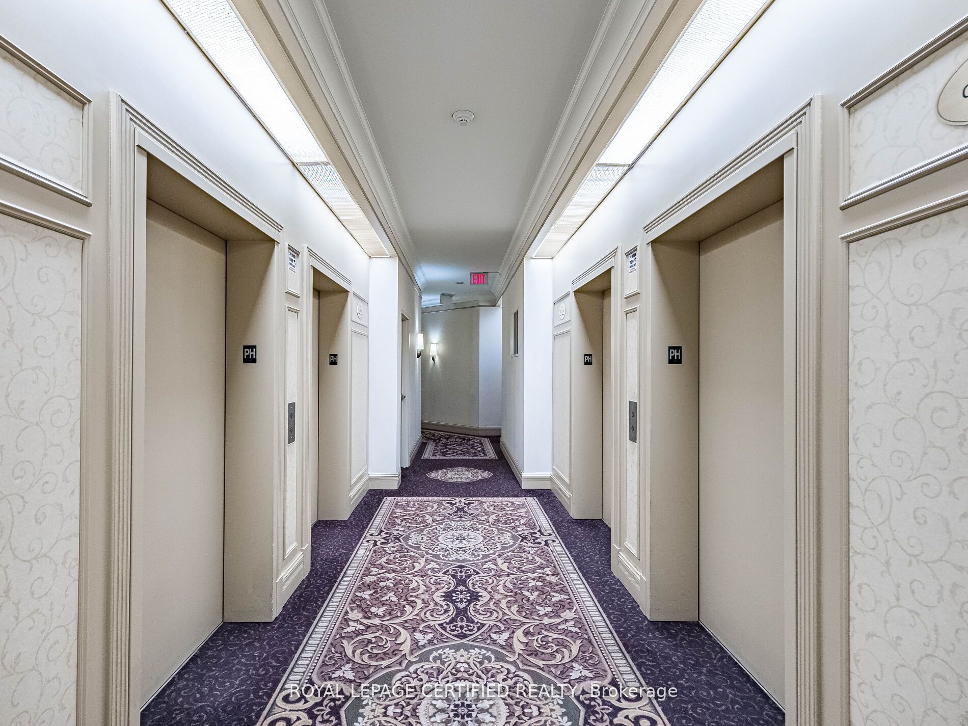 25 Kingsbridge Garden Circle PH 08