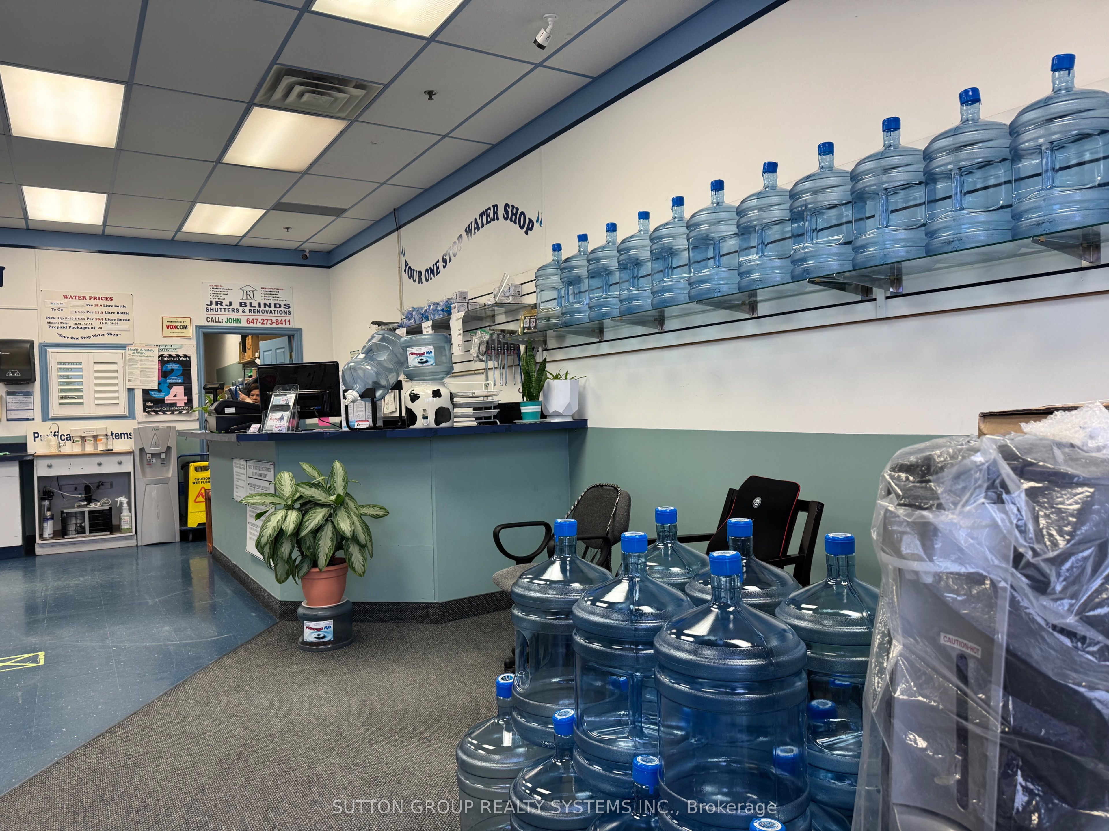 719 Central Parkway 201