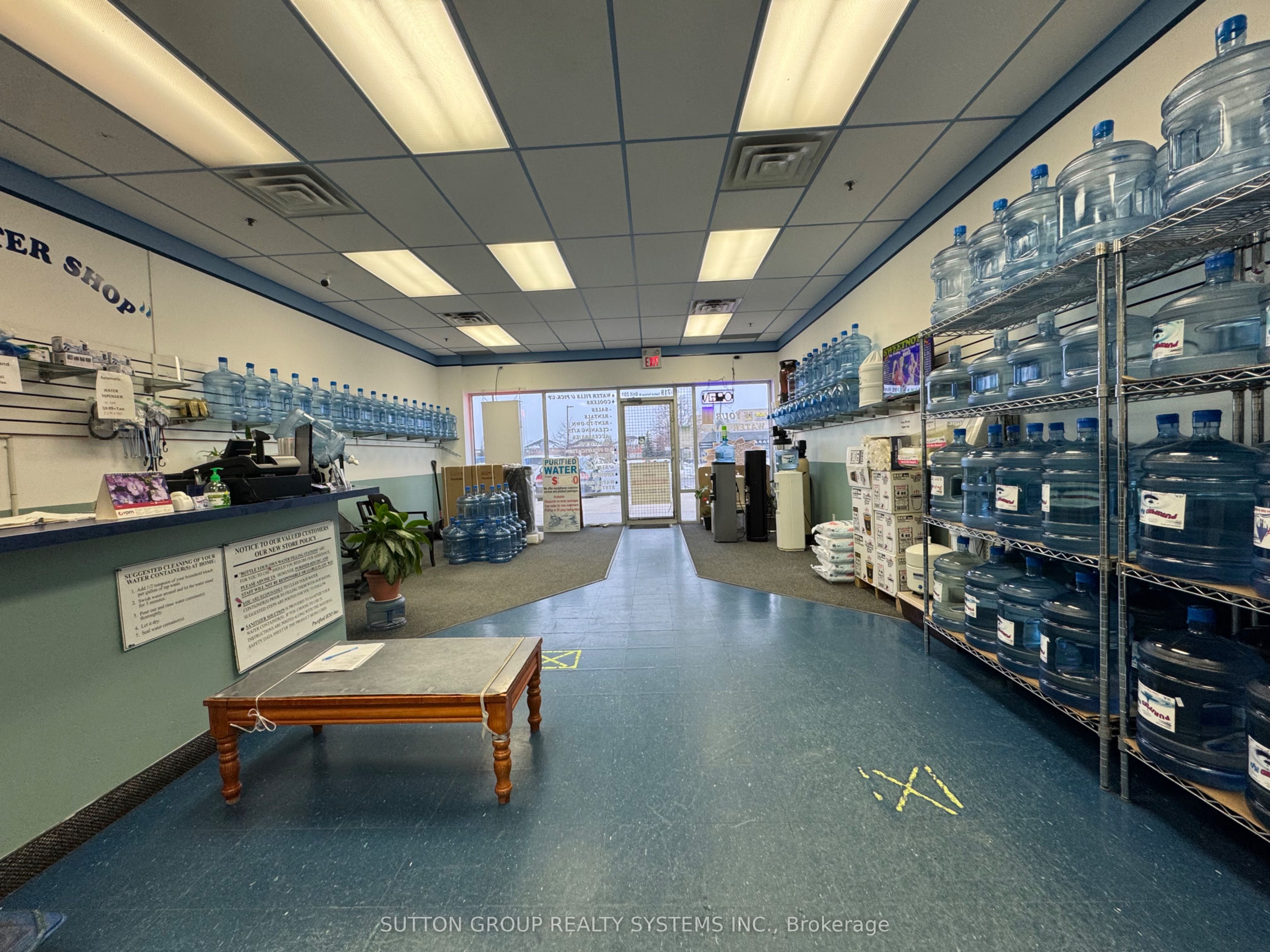 719 Central Parkway 201