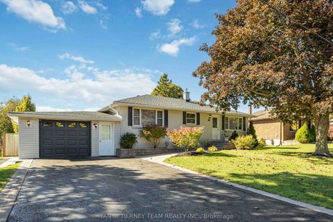 14 Ferguson Avenue Whitby ON L1M 1A6