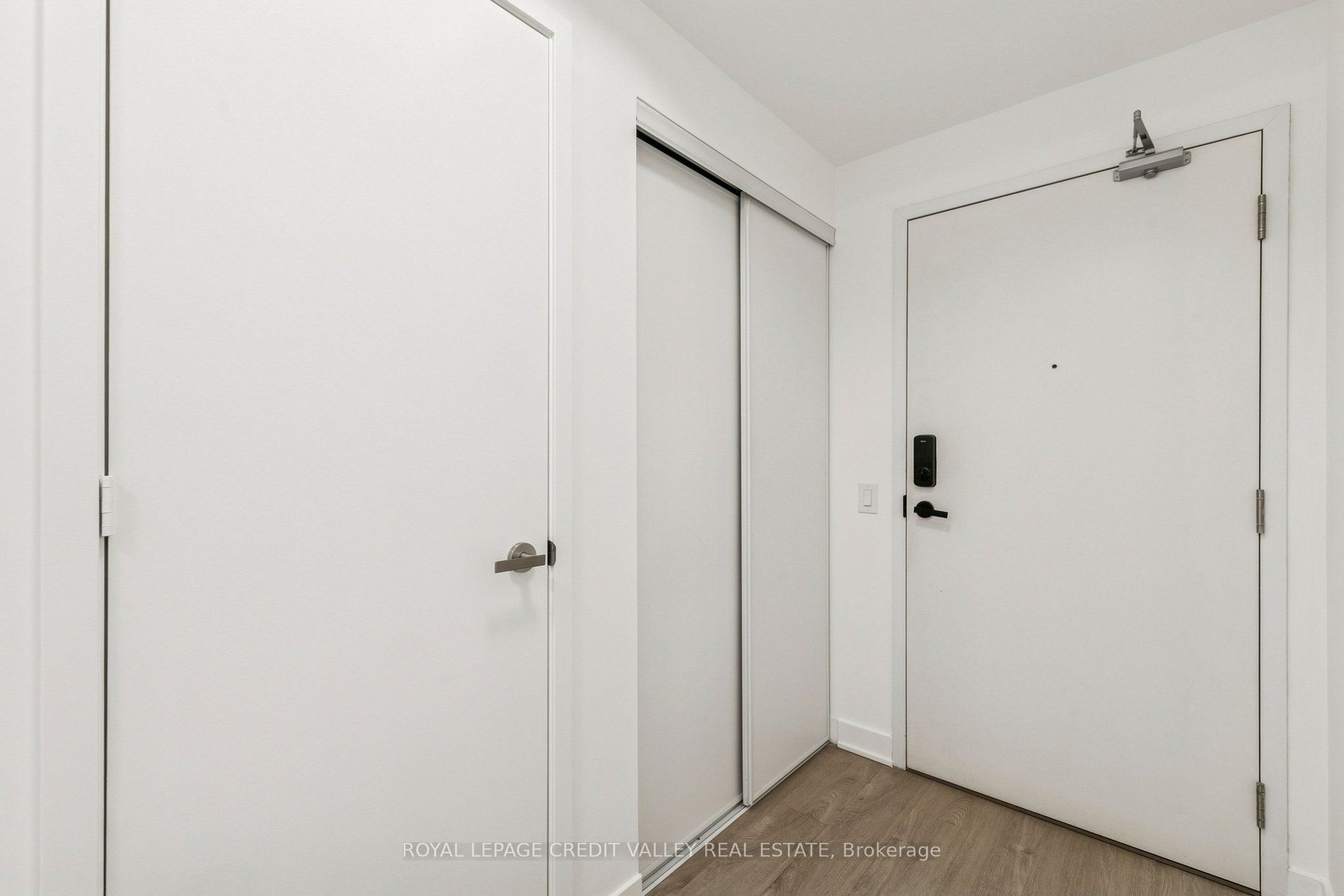 3900 Confederation Parkway 1413