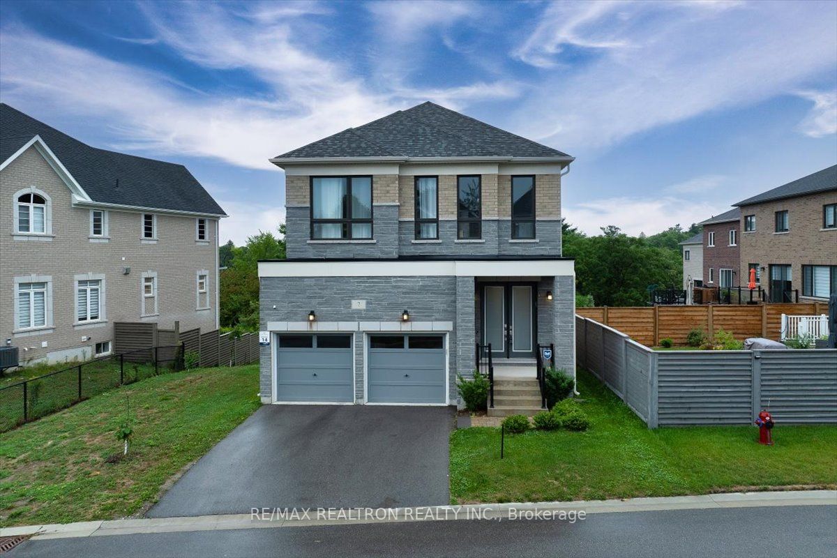 7 Maple Fields Circle