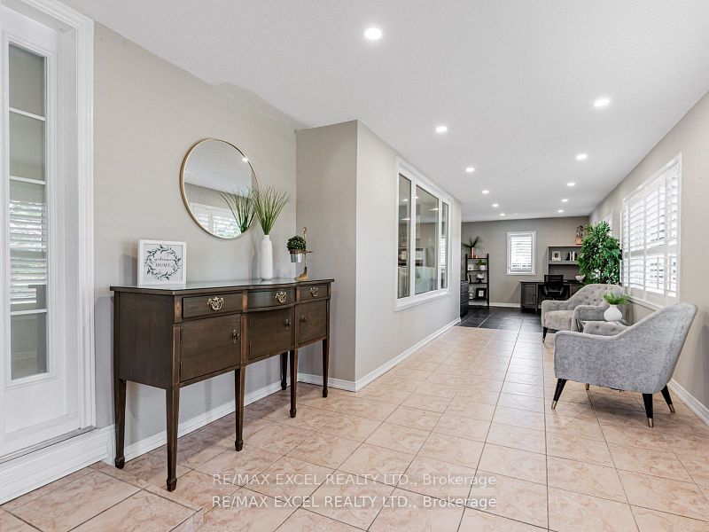 657 Old Harwood Avenue