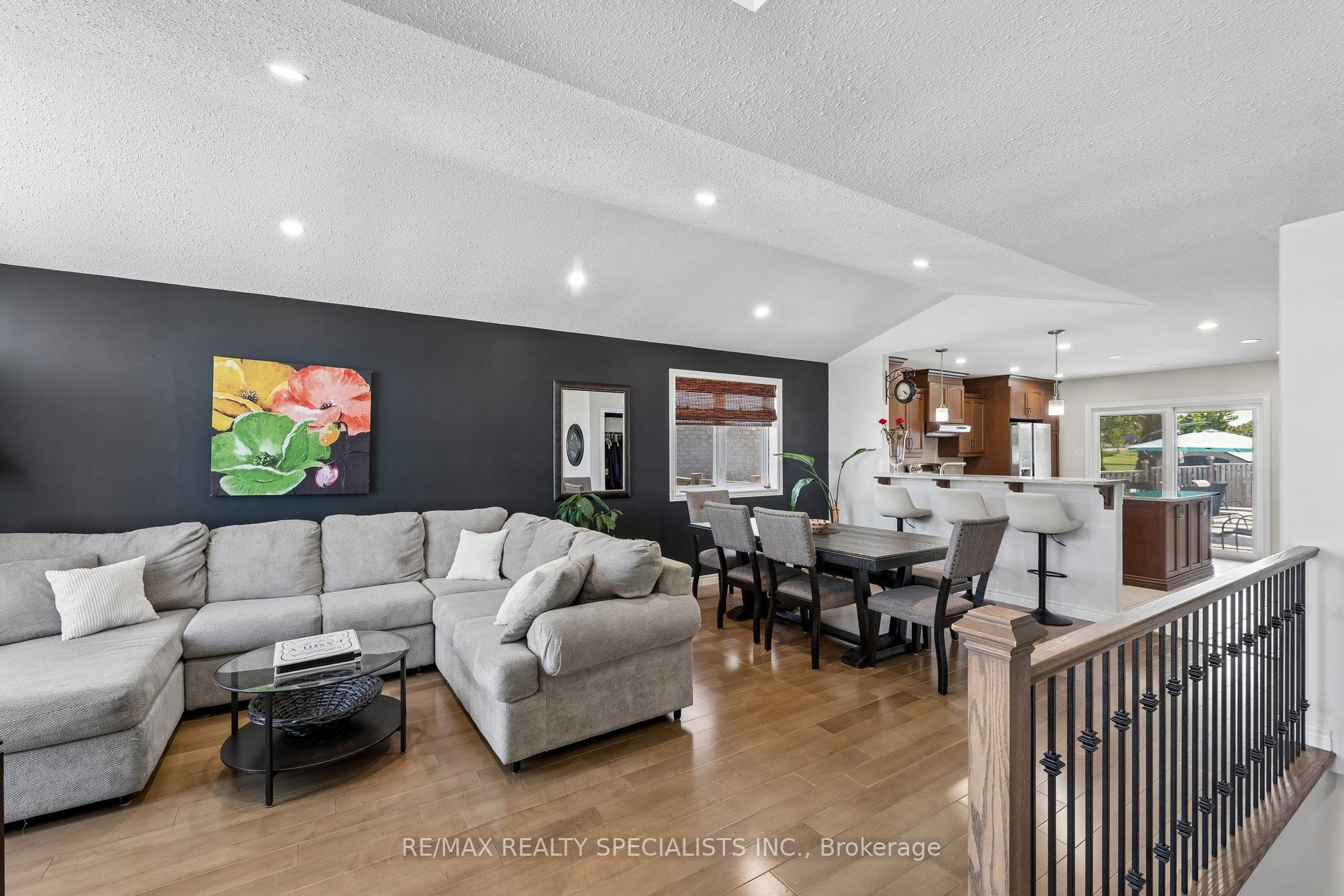 375 Fairway Road