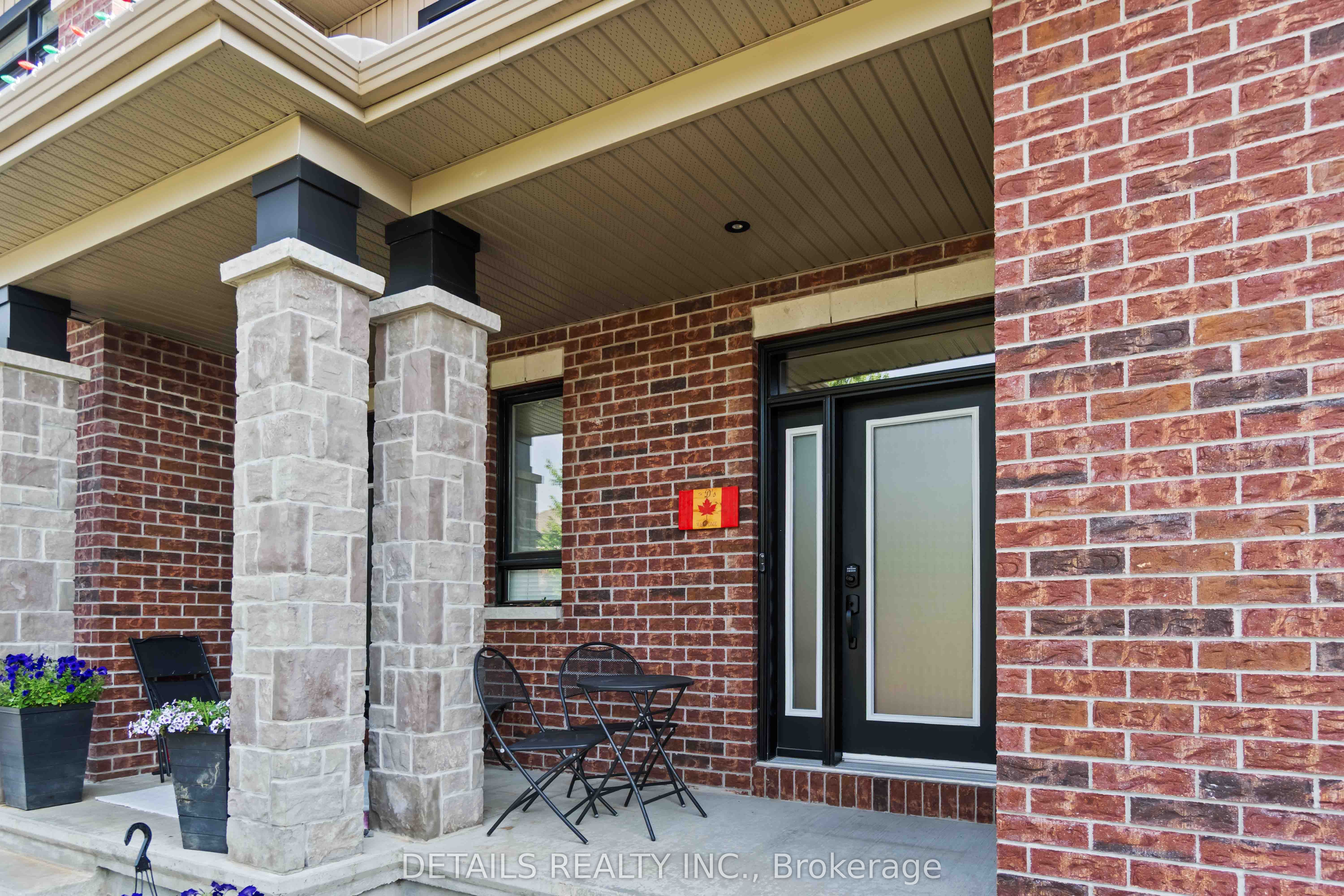 107 Dulmage Crescent
