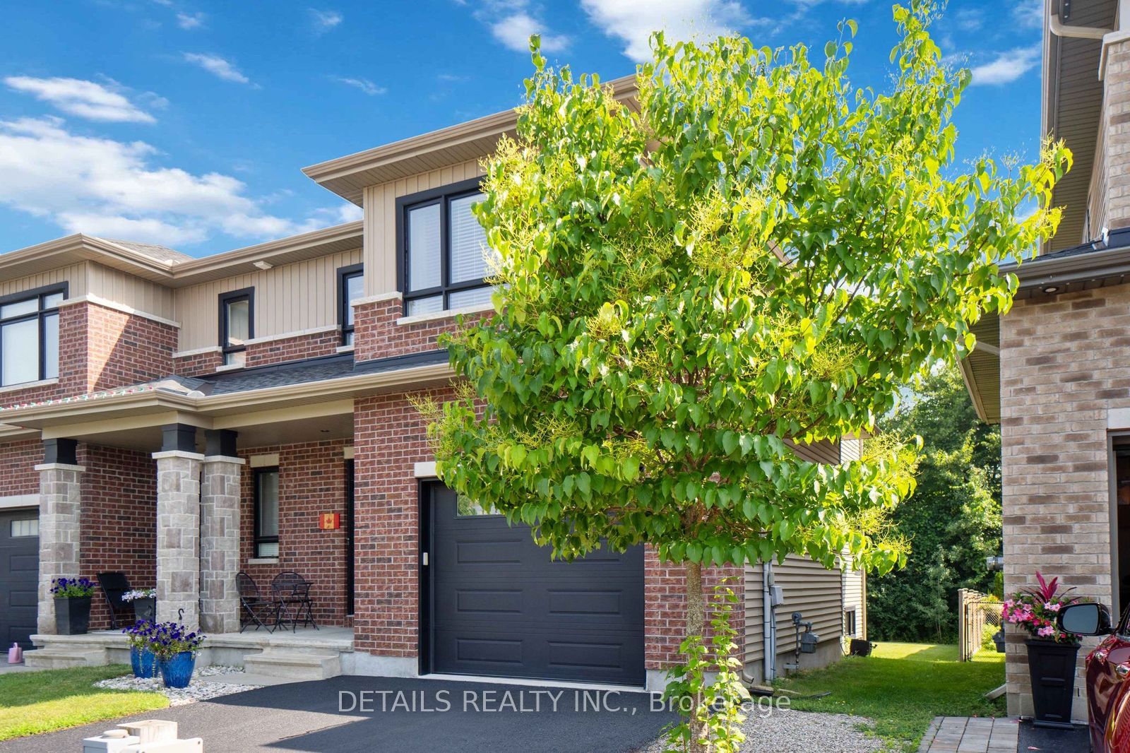 107 Dulmage Crescent