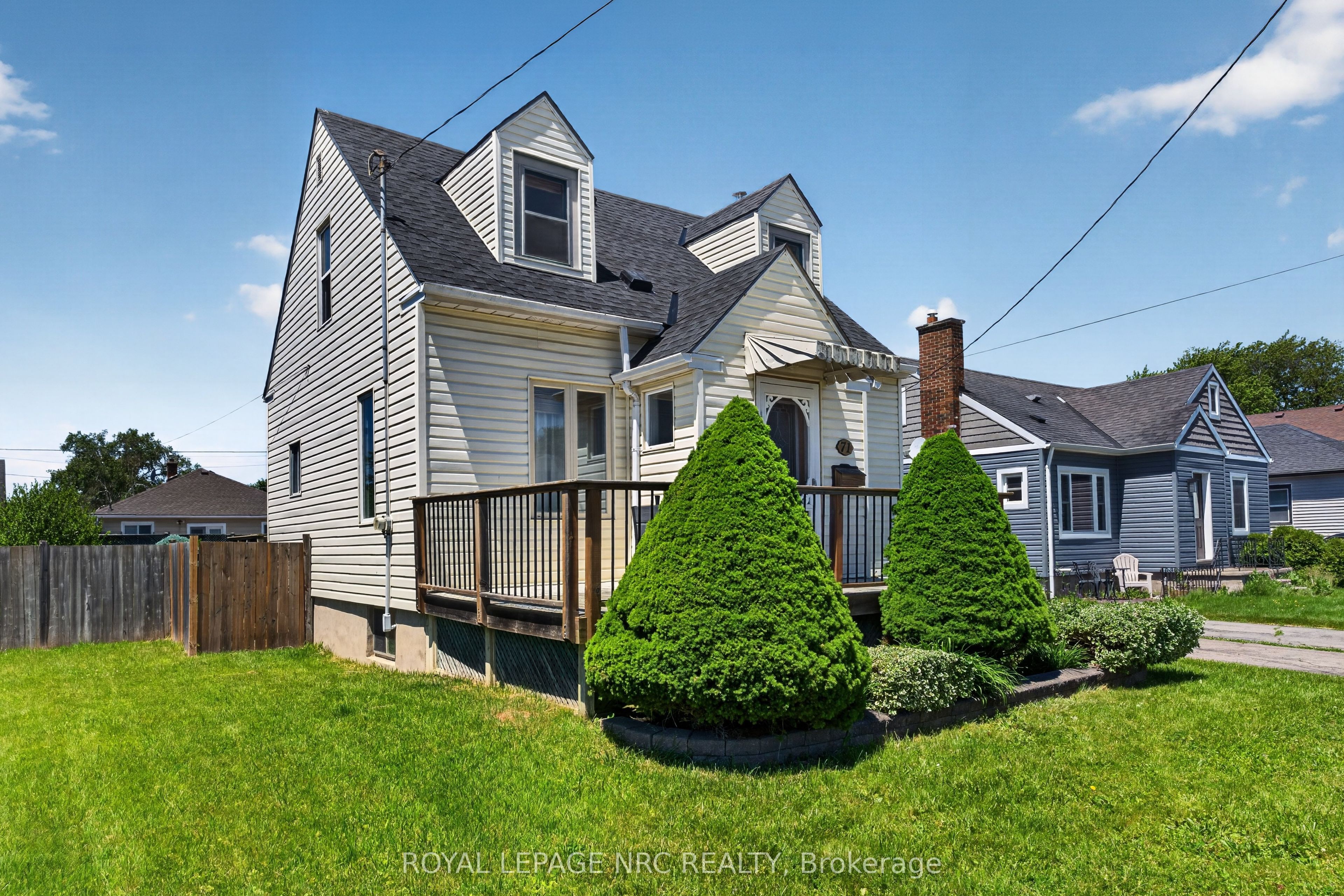 71 Scholfield Avenue S