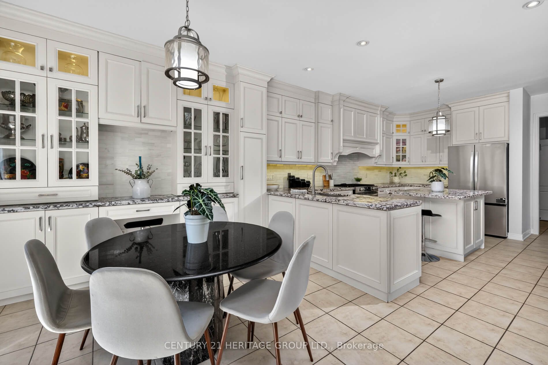 335 Bathurst Glen Drive