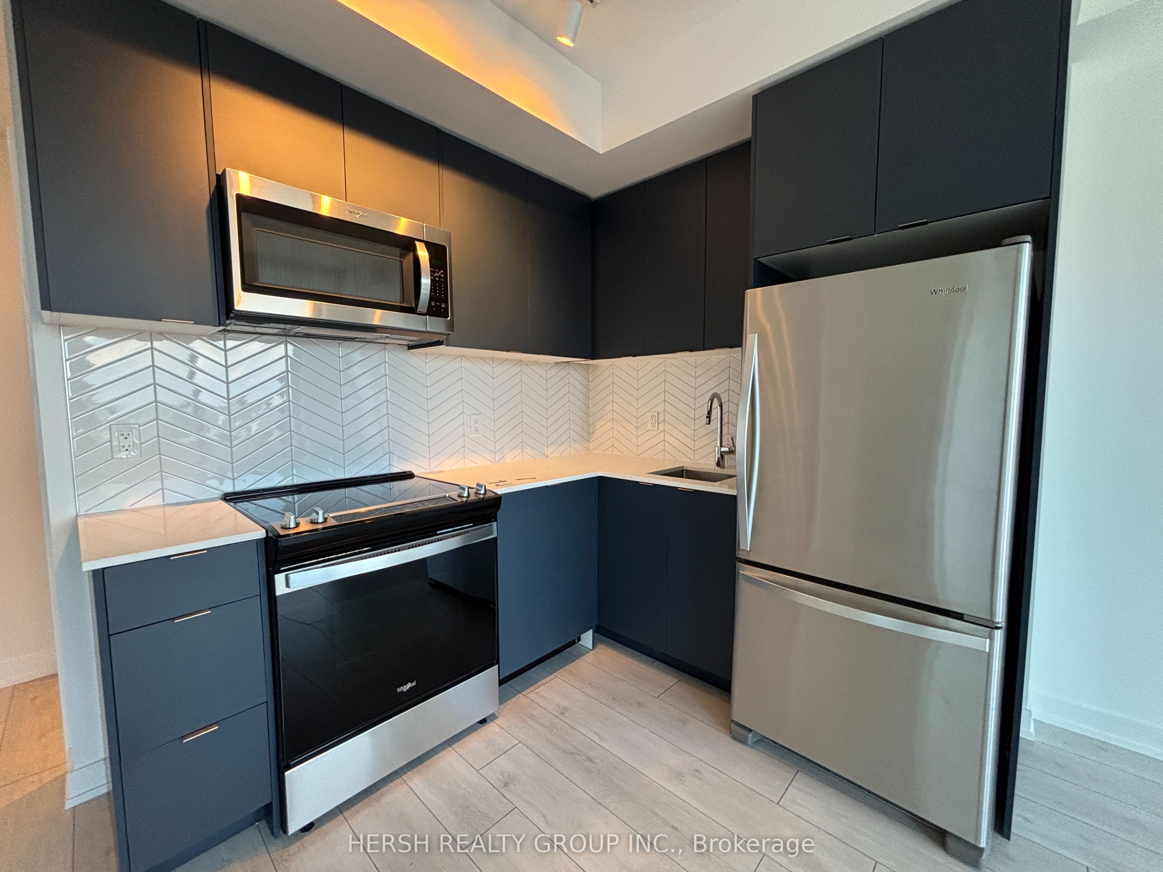 1606 Charles Street 506