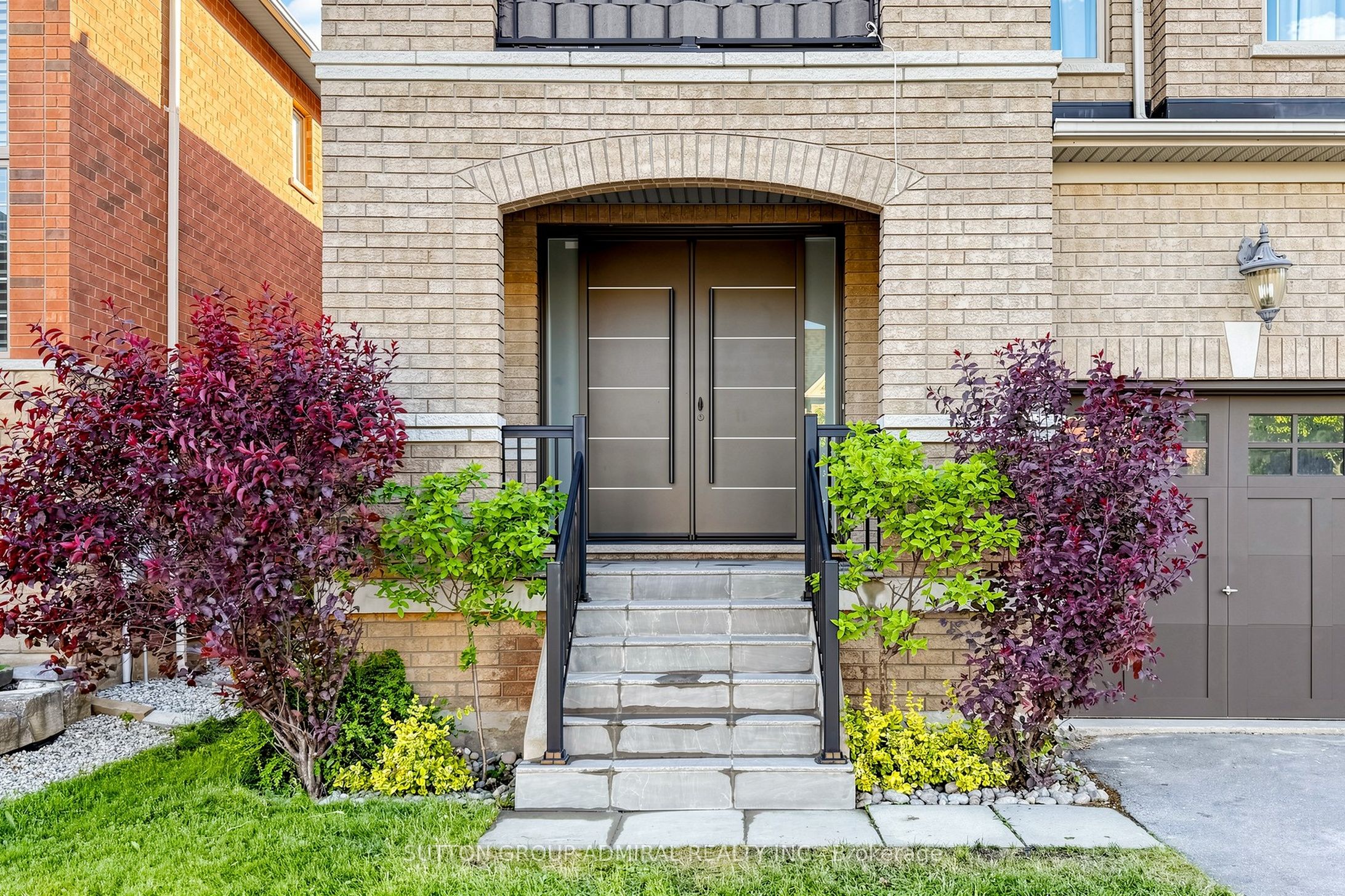 16 Cherry Bush Road