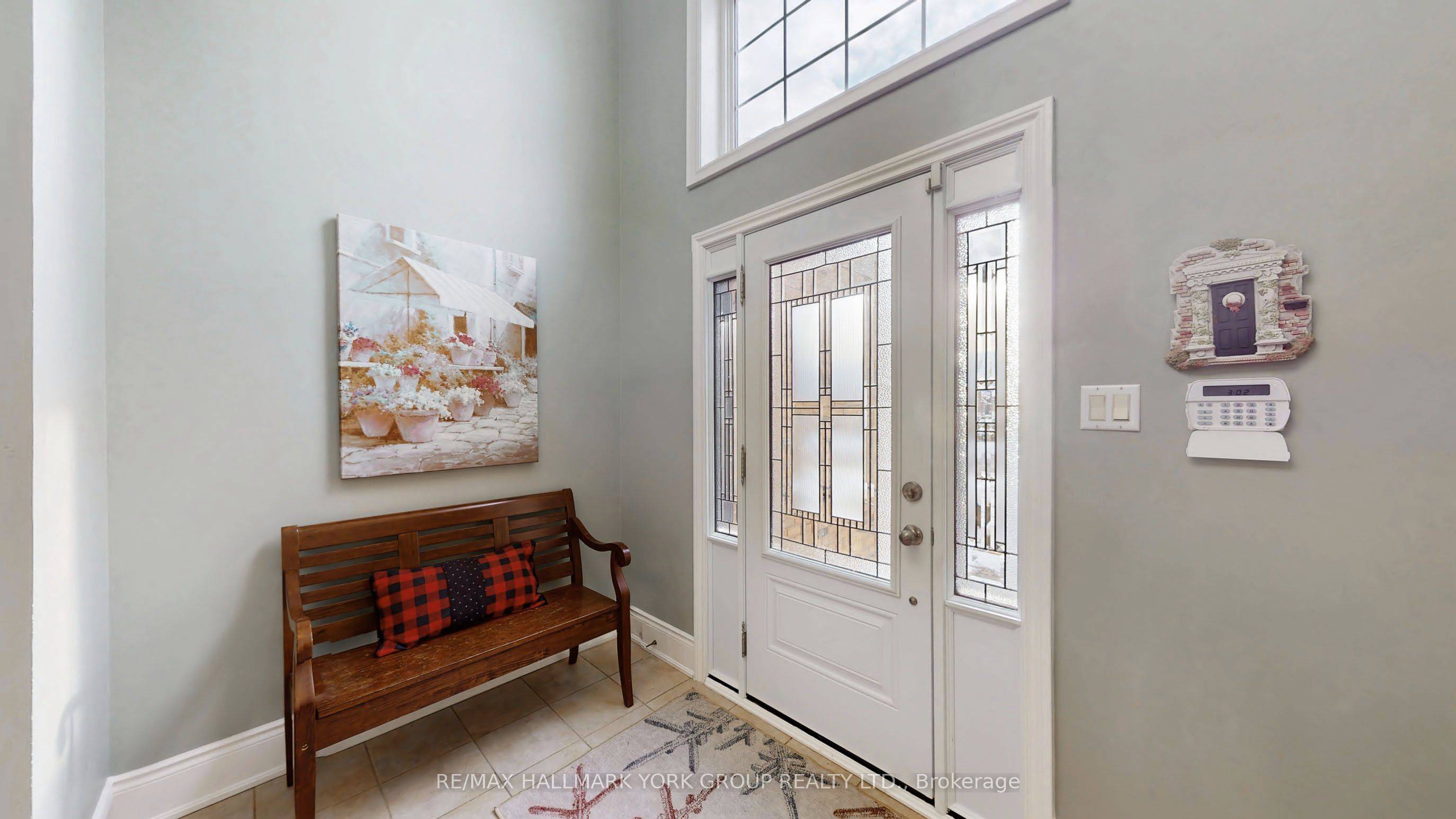 1035 Northern Prospect Crescent