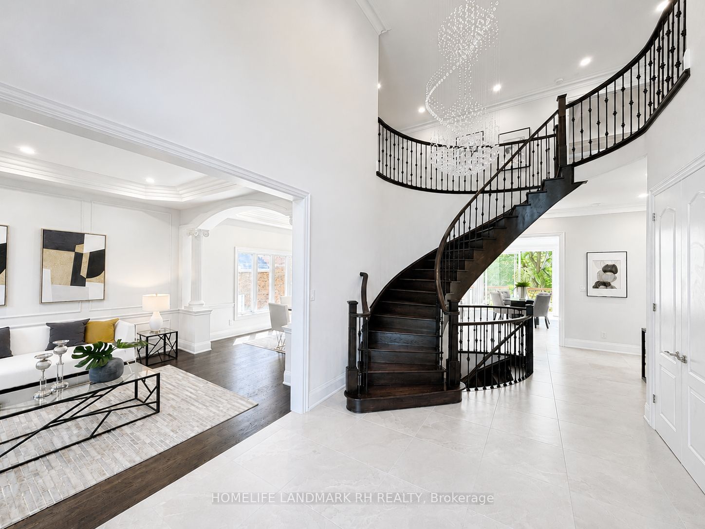 385 Kennedy Street W