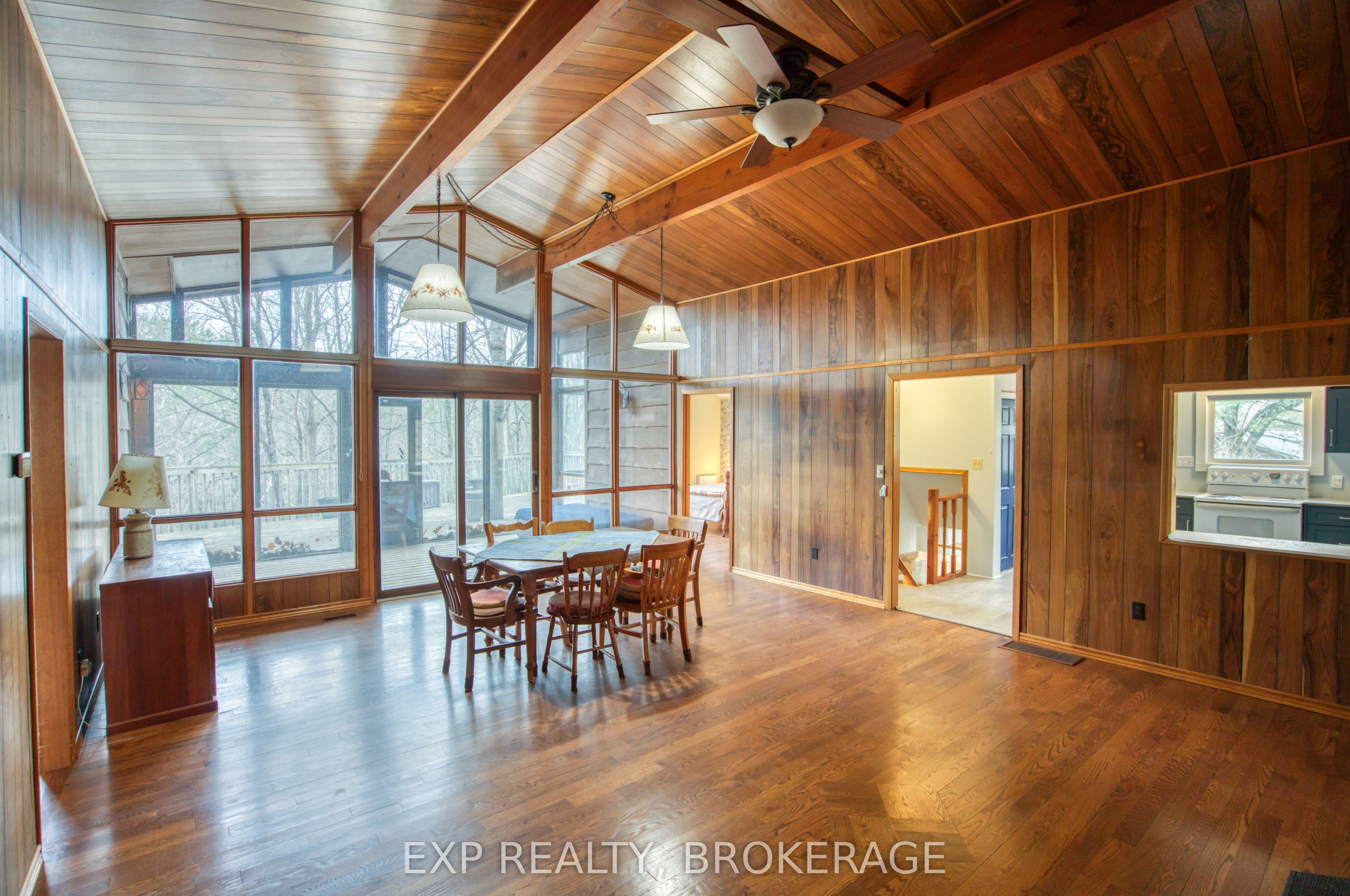 1026 DESERT CREEK Lane
