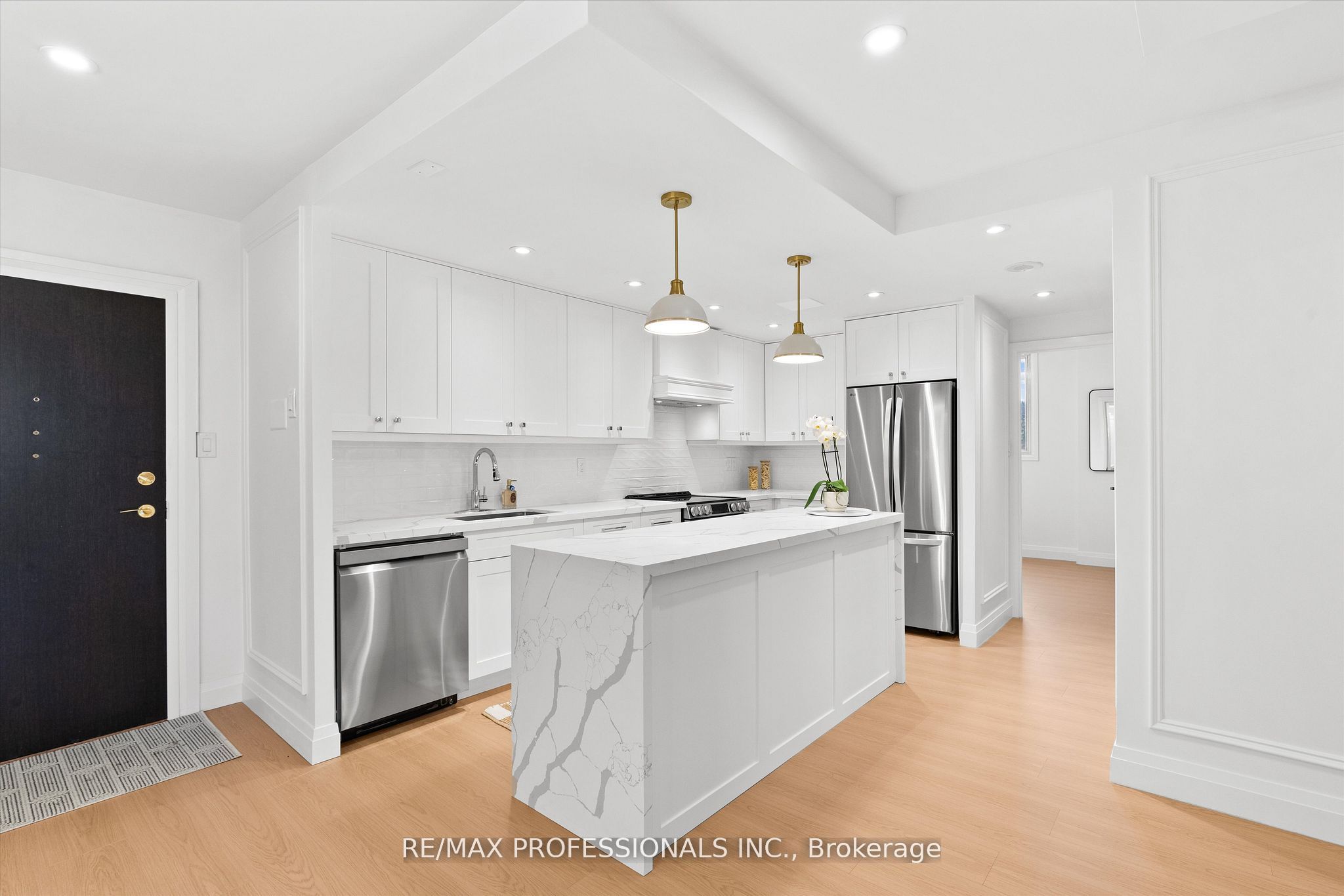 820 Burnhamthorpe Road 508