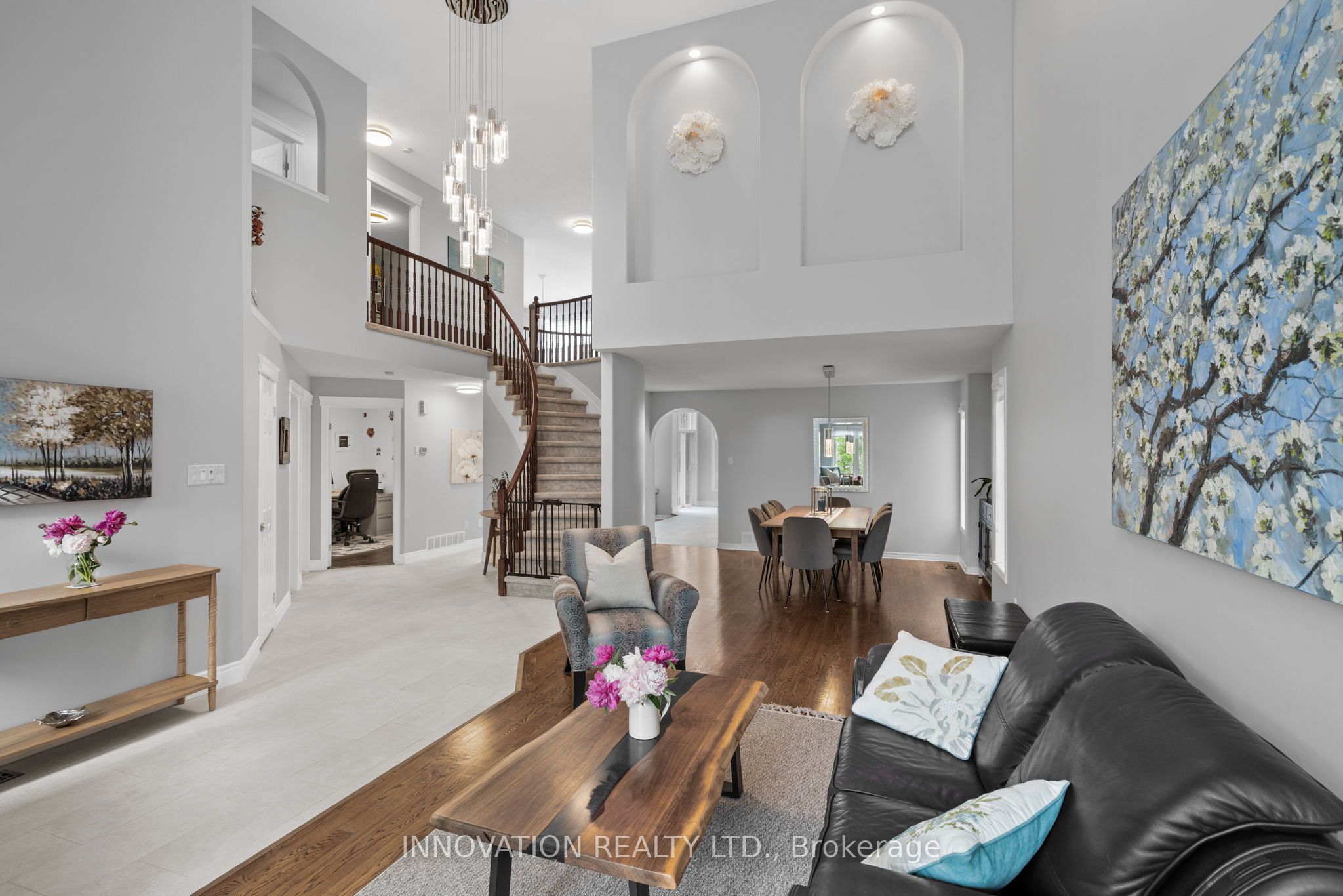 11 Bracewood Way